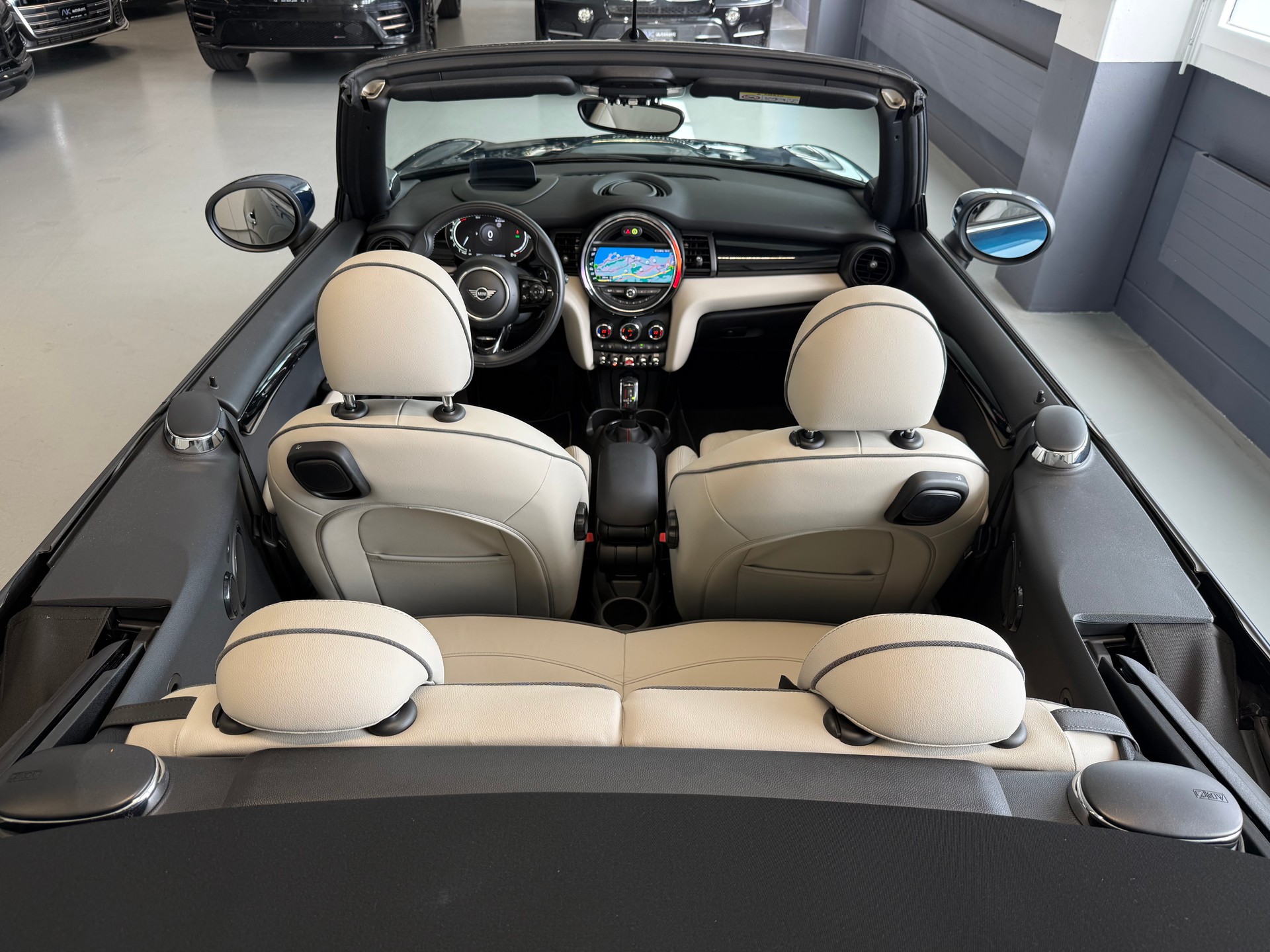 MINI Cooper S Cabriolet Sidewalk DKG-image-5