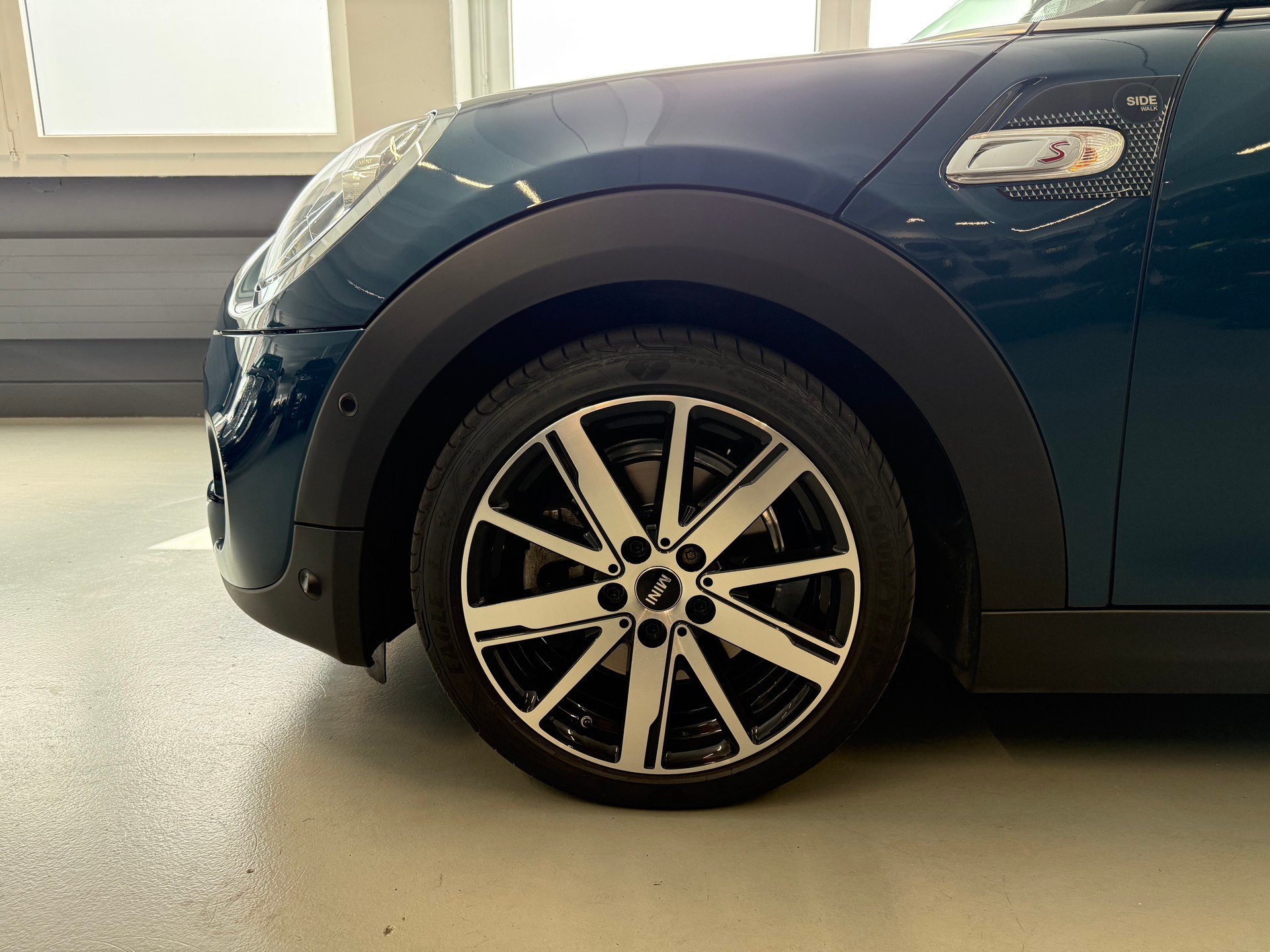 MINI Cooper S Cabriolet Sidewalk DKG-image-24