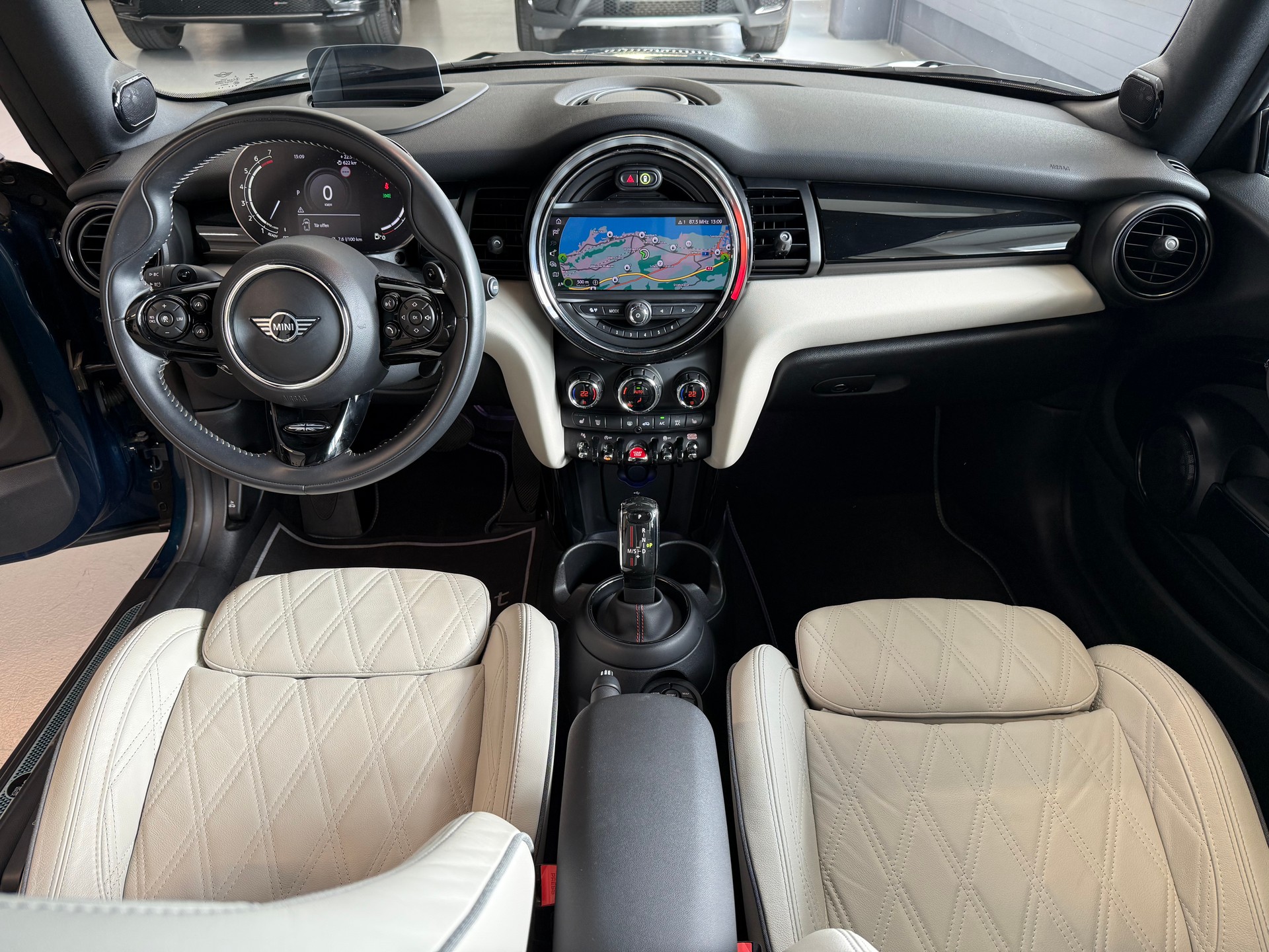 MINI Cooper S Cabriolet Sidewalk DKG-image-22