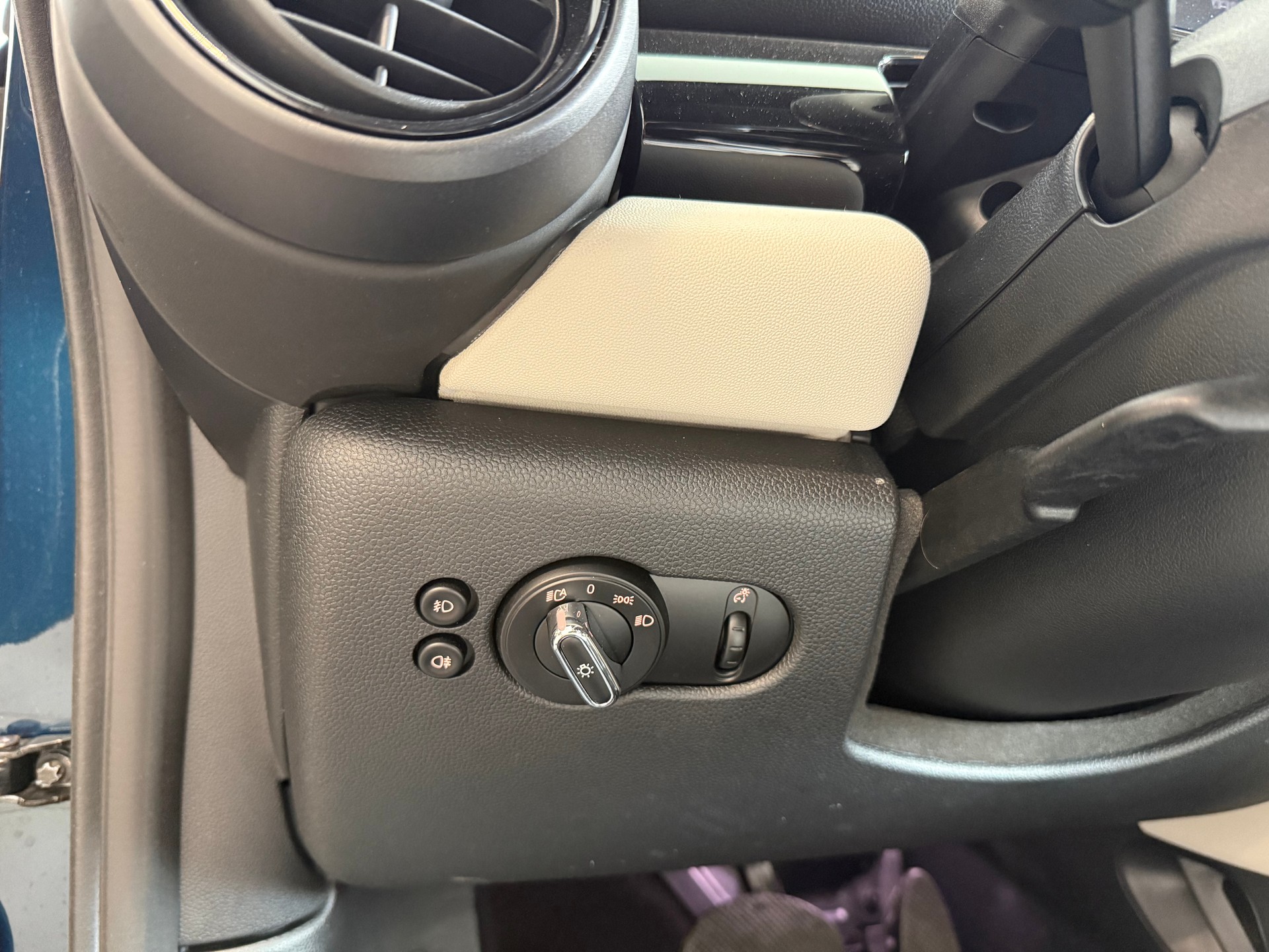 MINI Cooper S Cabriolet Sidewalk DKG-image-19