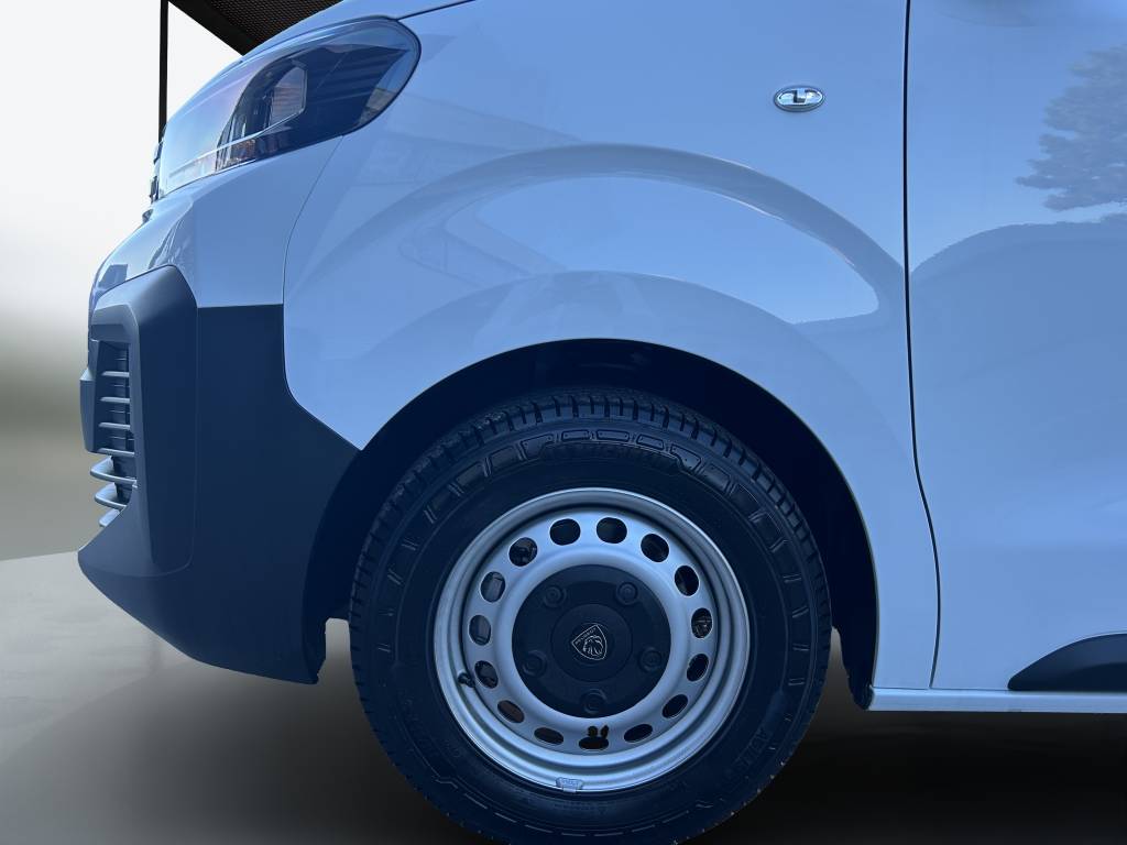 PEUGEOT Expert 2.0 BlueHDi 145 S&S Standard-image-15