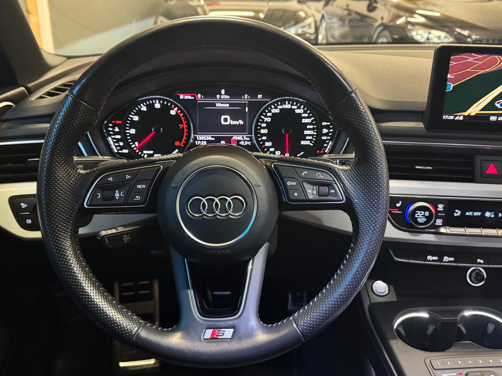 AUDI A4 Avant TFSI Sport S-tronic-image-15
