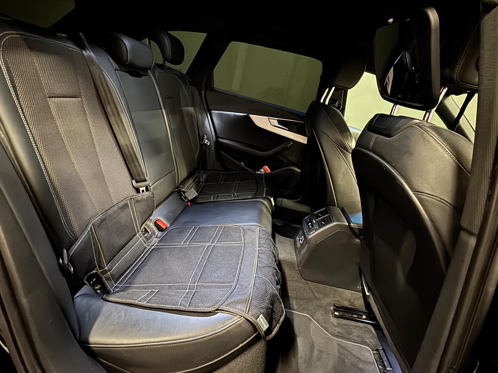 AUDI A4 Avant TFSI Sport S-tronic-image-11