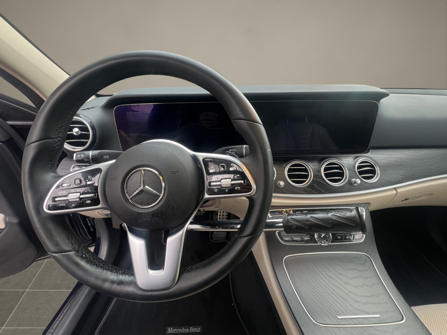 MERCEDES-BENZ E-Klasse W213 E 450 Avantgarde 4matic-image-10