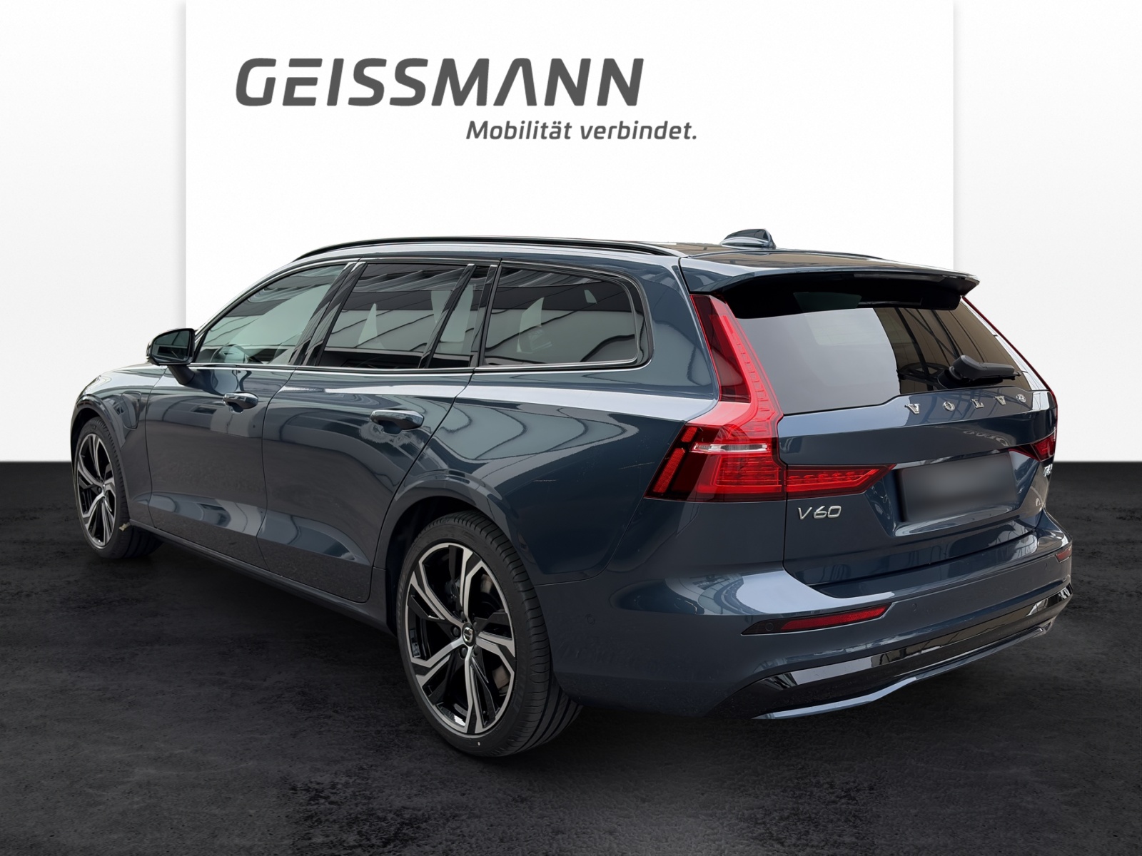 VOLVO V60 2.0 T6 TE Ultra Dark eAWD-image-4