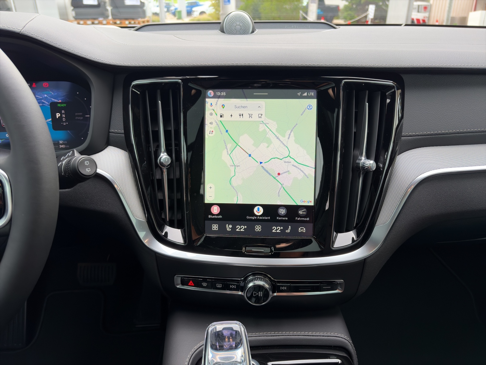 VOLVO V60 2.0 T6 TE Ultra Dark eAWD-image-13