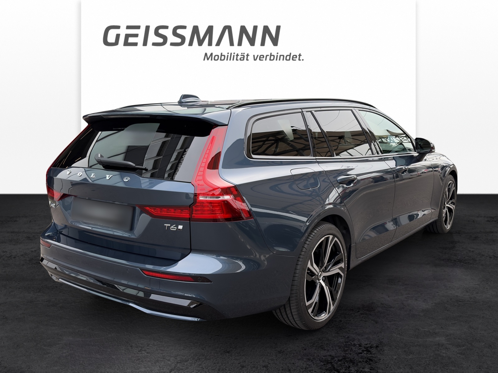 VOLVO V60 2.0 T6 TE Ultra Dark eAWD-image-5