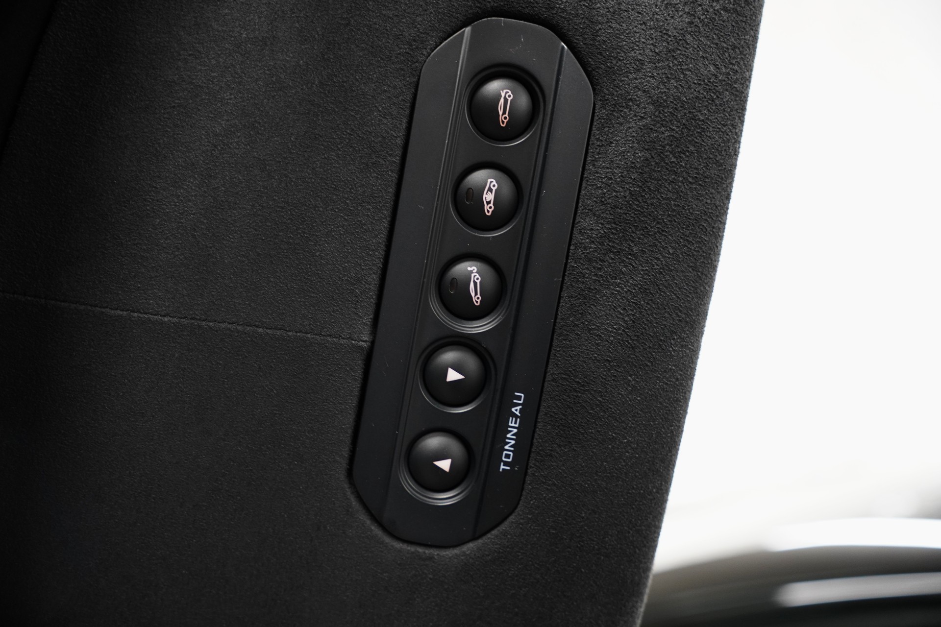 McLAREN 570S Spider 3.8 V8 SSG-image-16