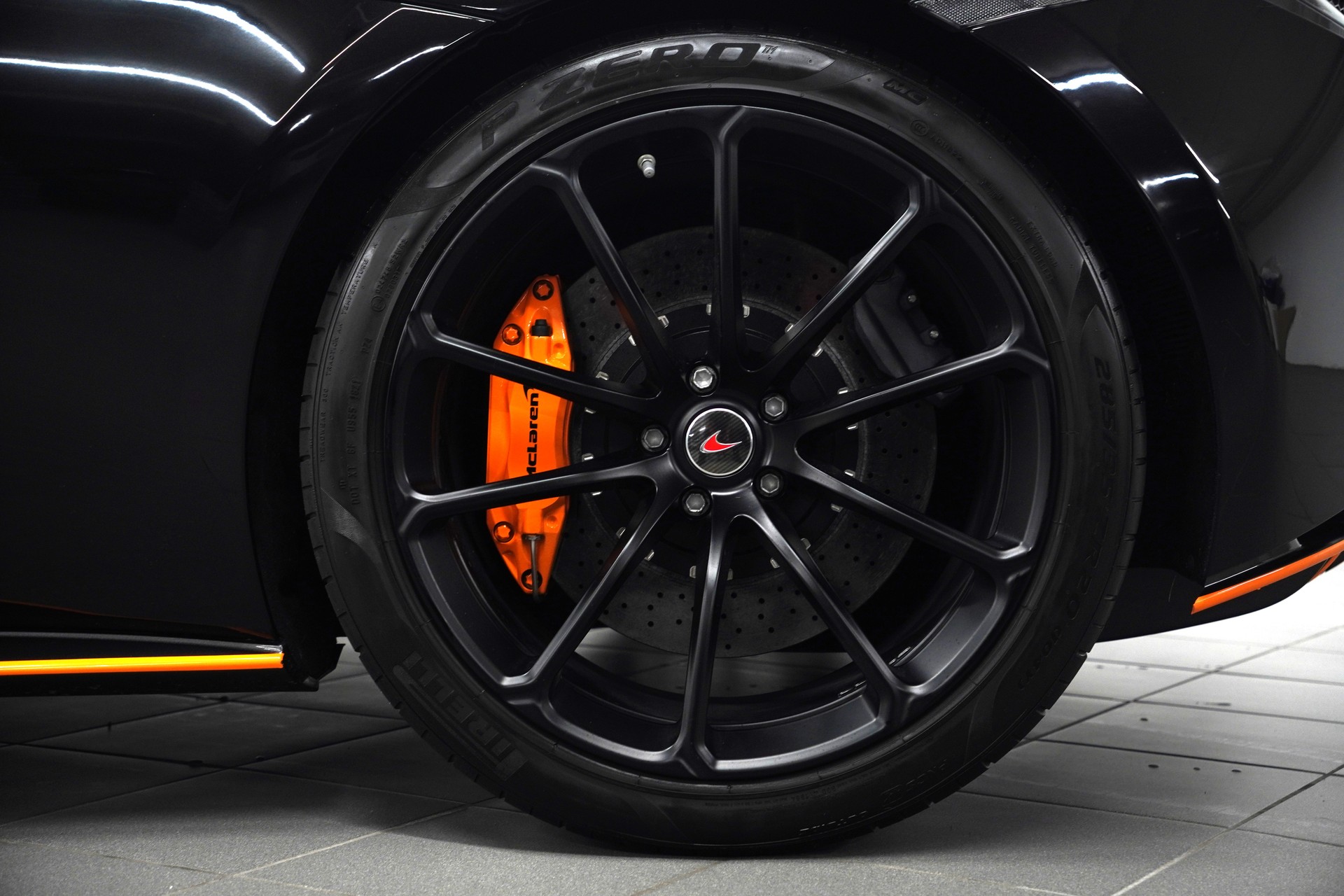 McLAREN 570S Spider 3.8 V8 SSG-image-9