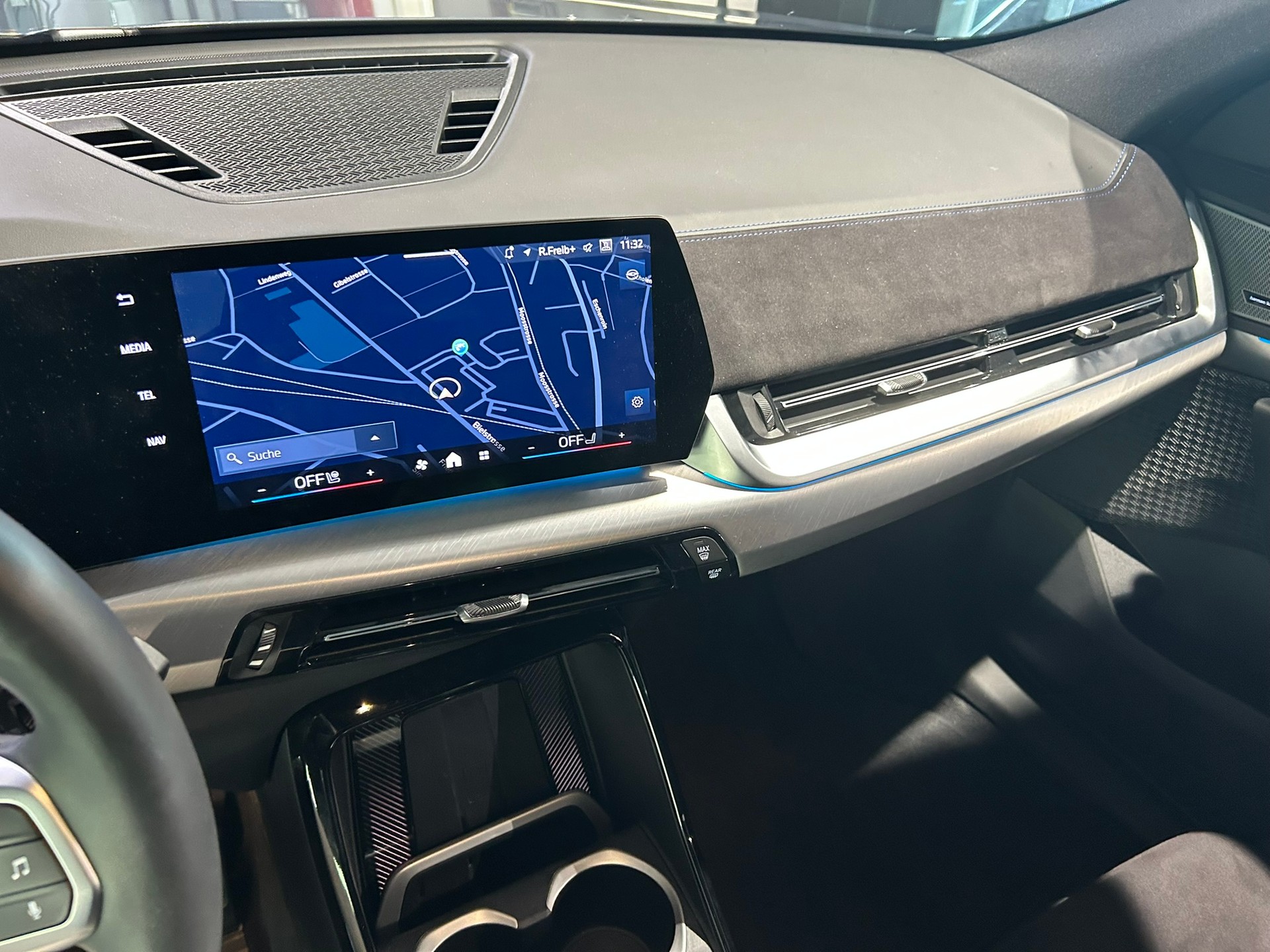 BMW iX2 xDrive 30 Edition M Sport-image-21
