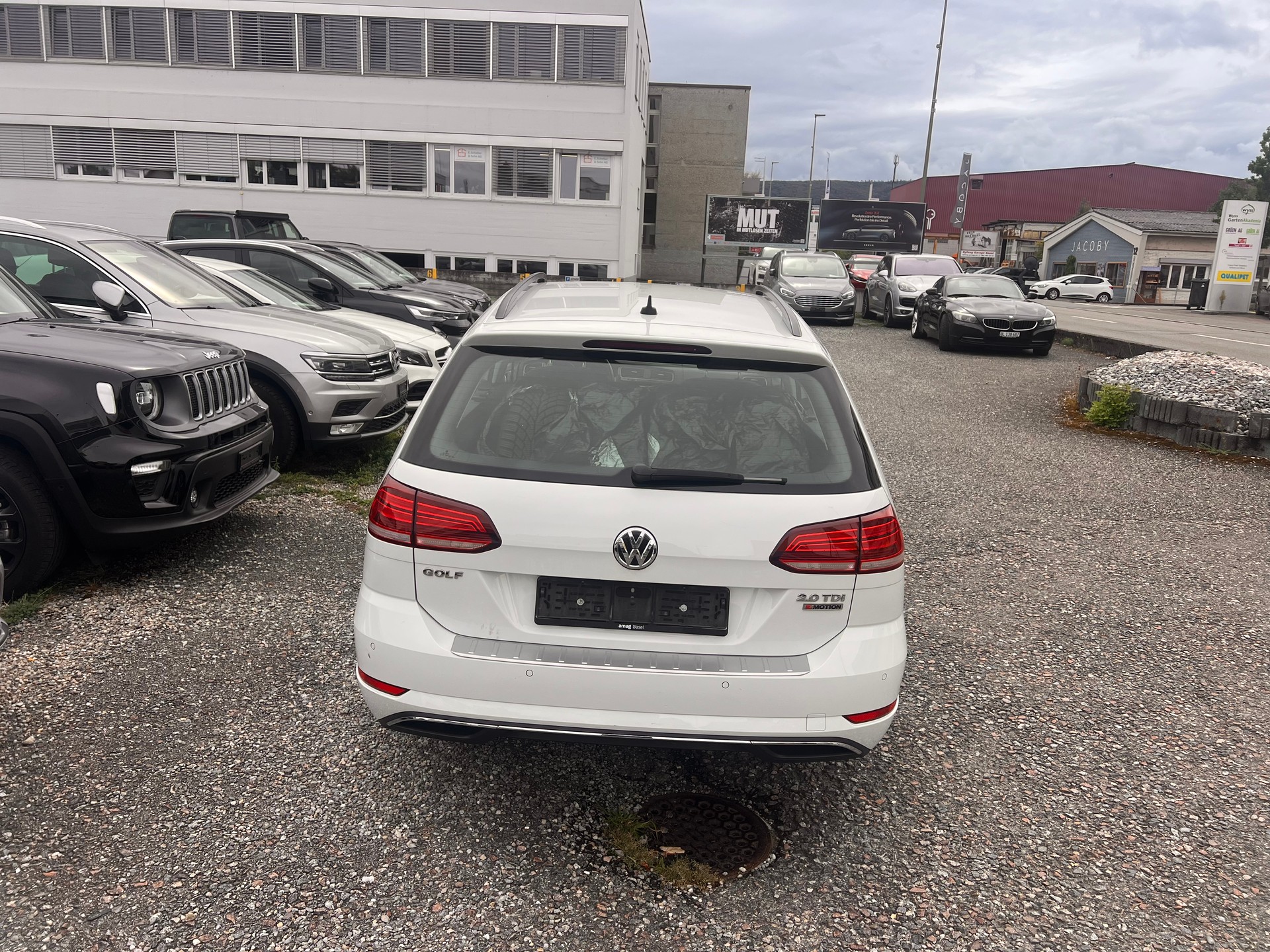 VW Golf Variant 2.0 TDI Comfortline 4Motion-showroom-element-3