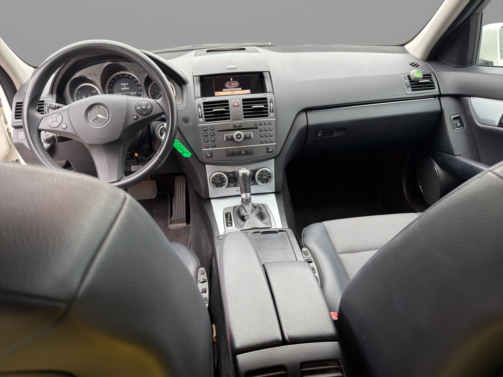 MERCEDES-BENZ C 250 CDI Avantgarde 4Matic 7G-Tronic-image-7