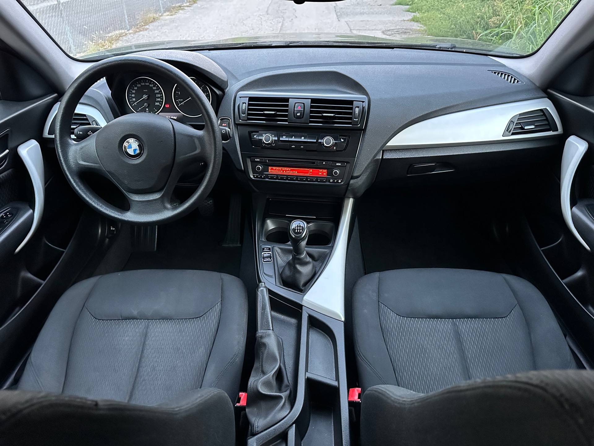 BMW 114i 1.6 Benzina-image-8