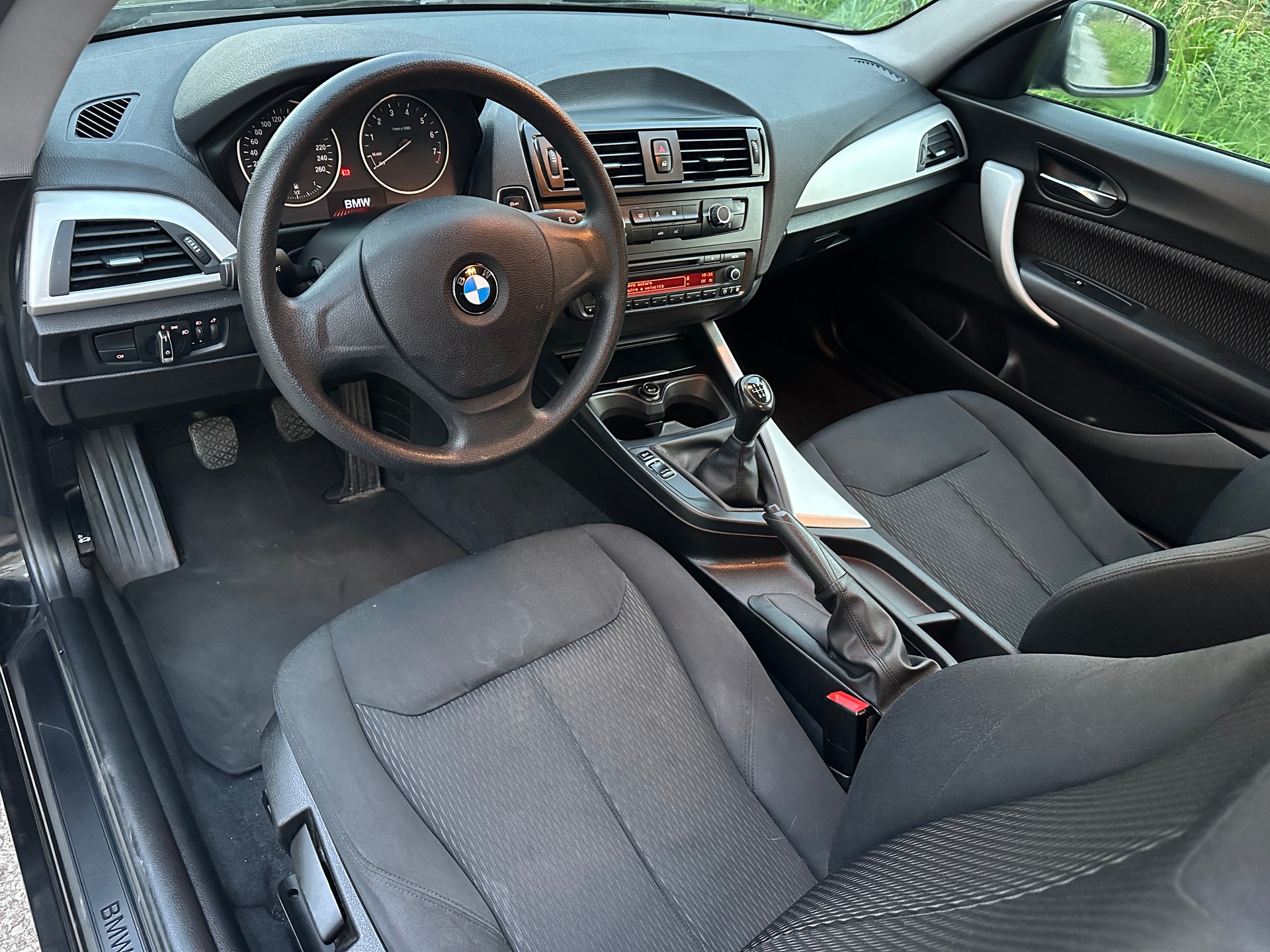 BMW 114i 1.6 Benzina-image-10