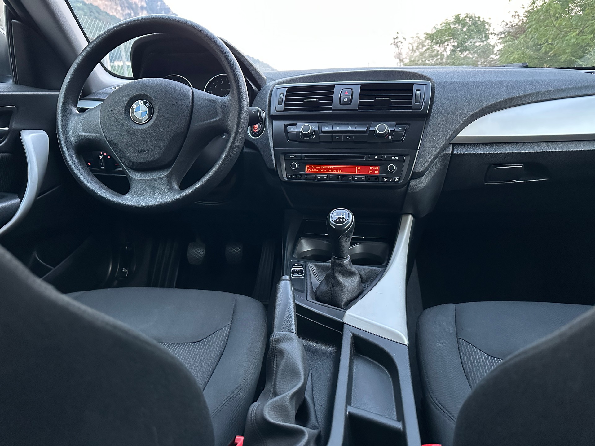 BMW 114i 1.6 Benzina-image-9