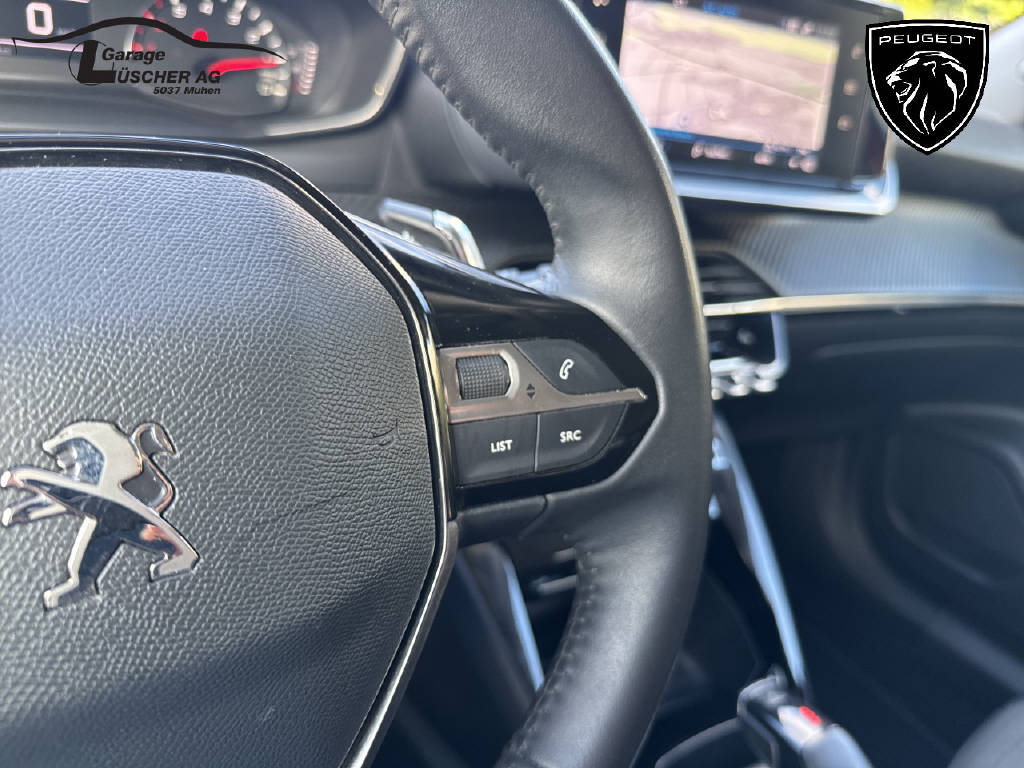 PEUGEOT 2008 1.2 PureTech 130 Allure-image-13