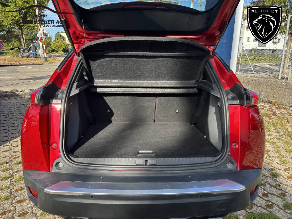 PEUGEOT 2008 1.2 PureTech 130 Allure-image-7