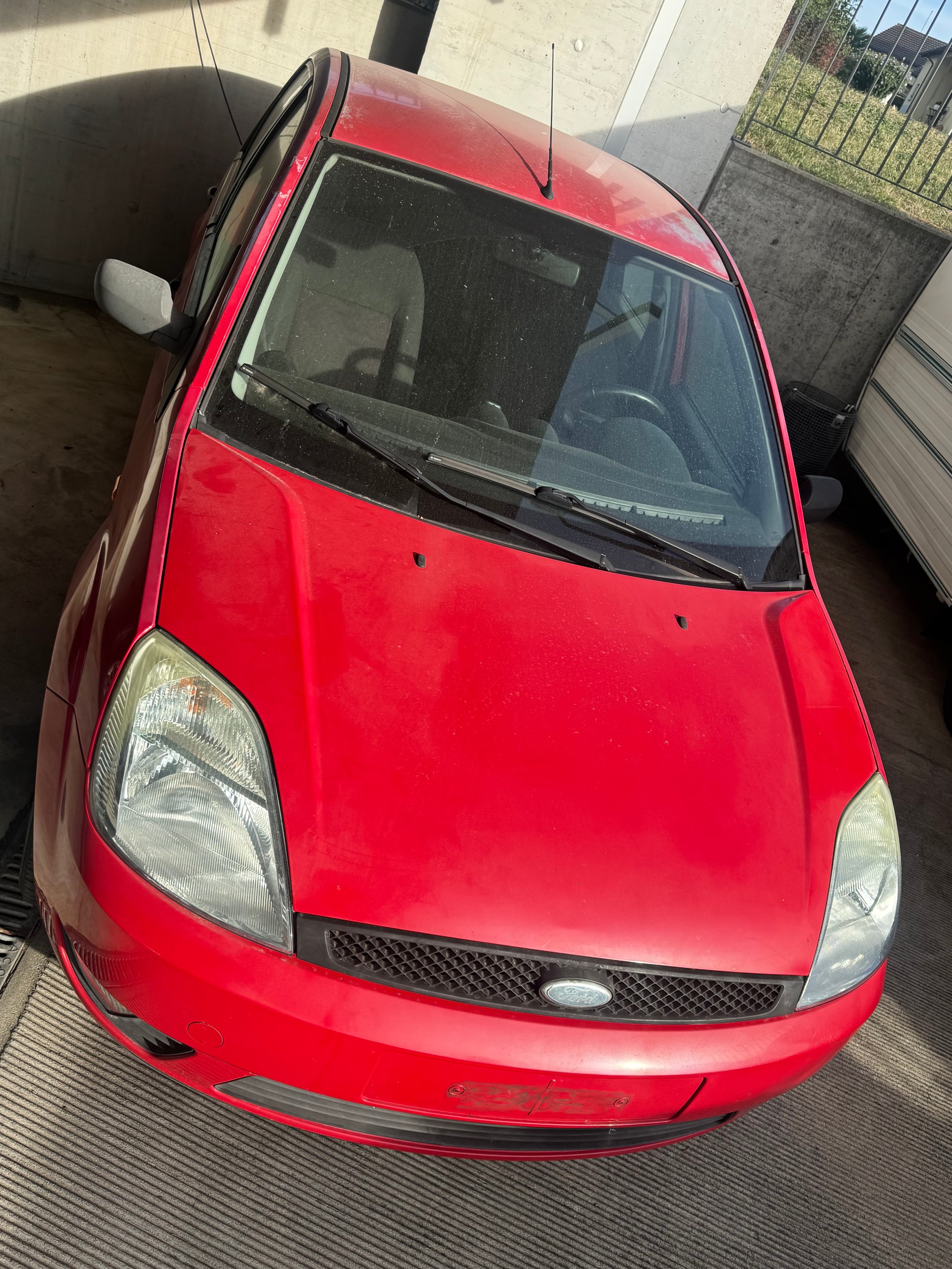 FORD Fiesta 1.4 16V Trend-image-1