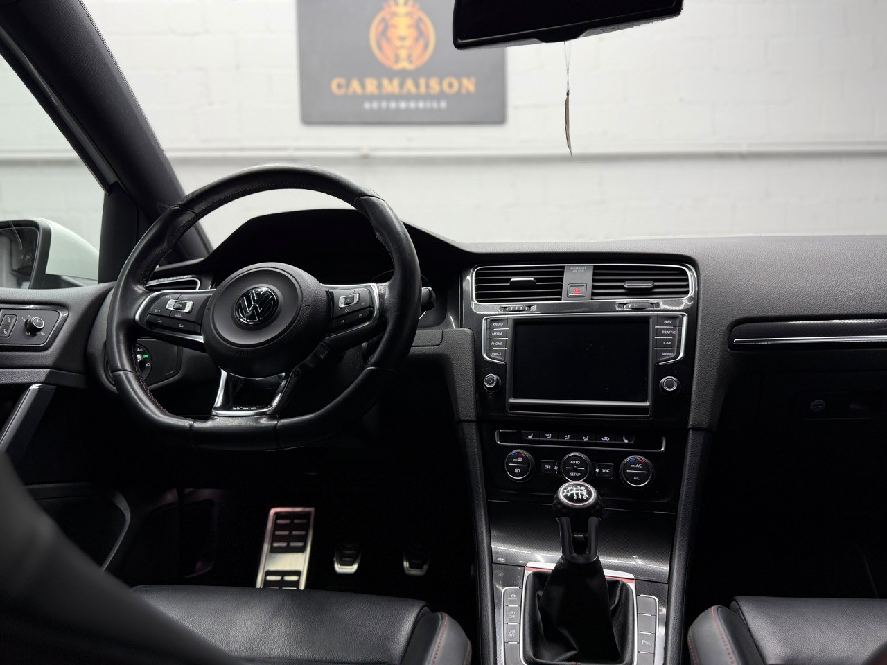 VW Golf 2.0 TSI GTI Performance | CH-Auto-image-19