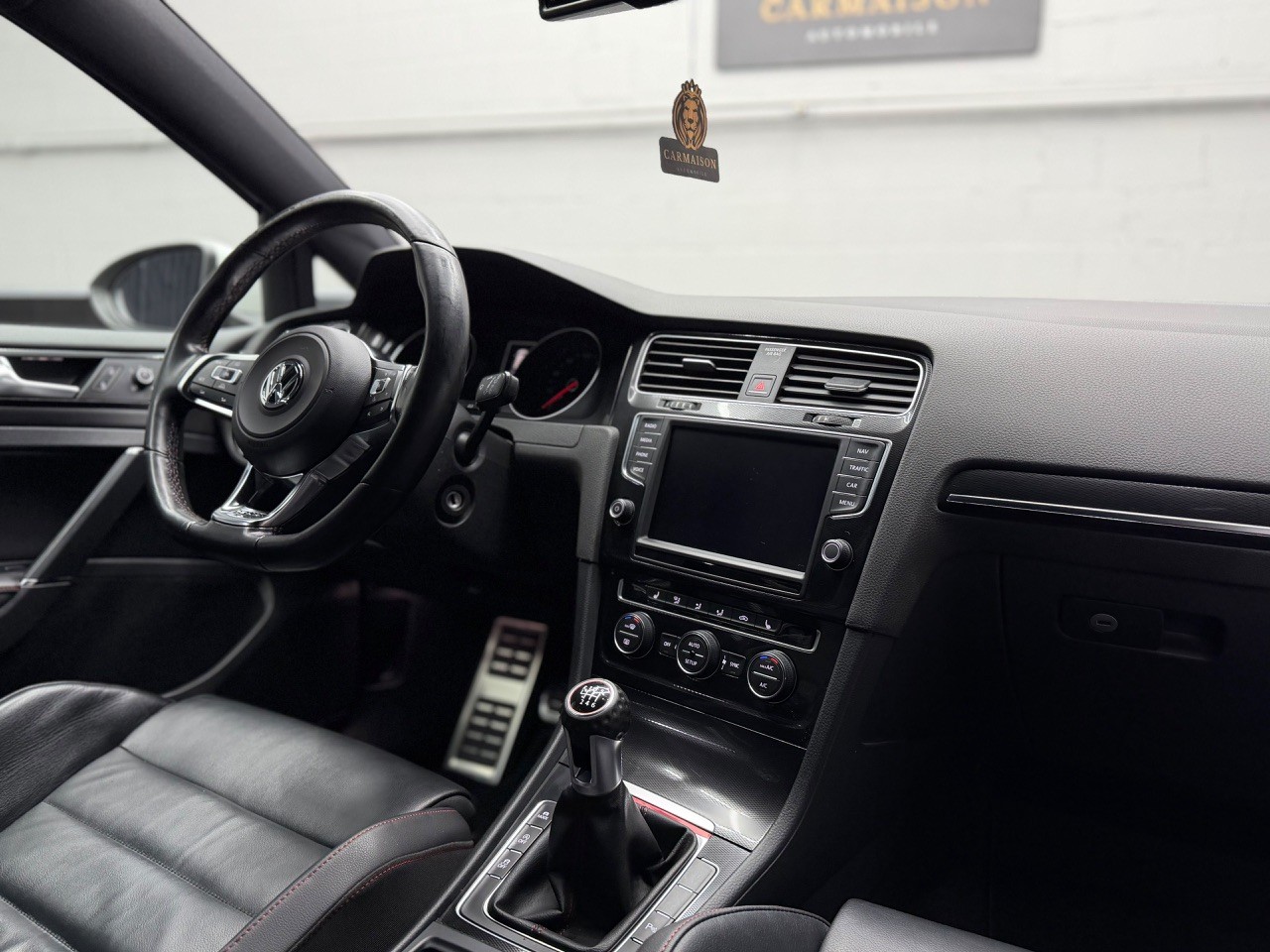 VW Golf 2.0 TSI GTI Performance | CH-Auto-image-24