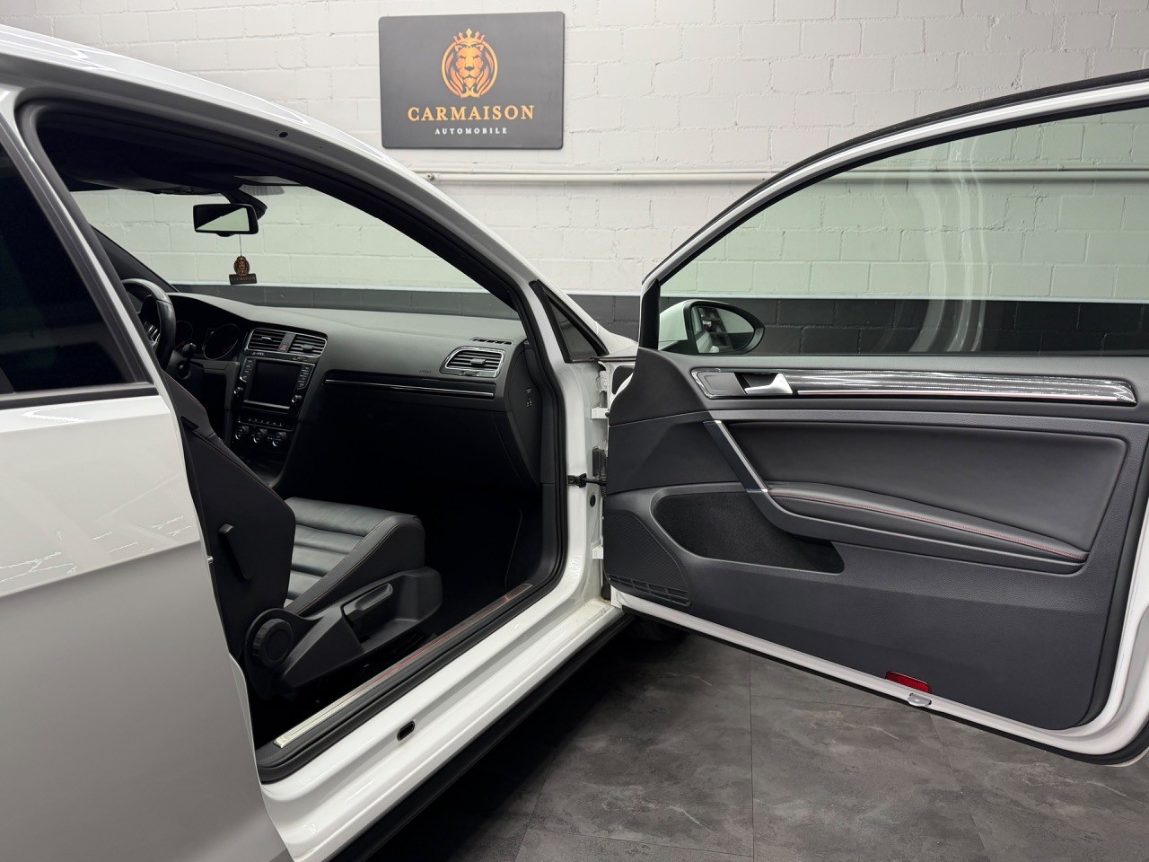 VW Golf 2.0 TSI GTI Performance | CH-Auto-image-23