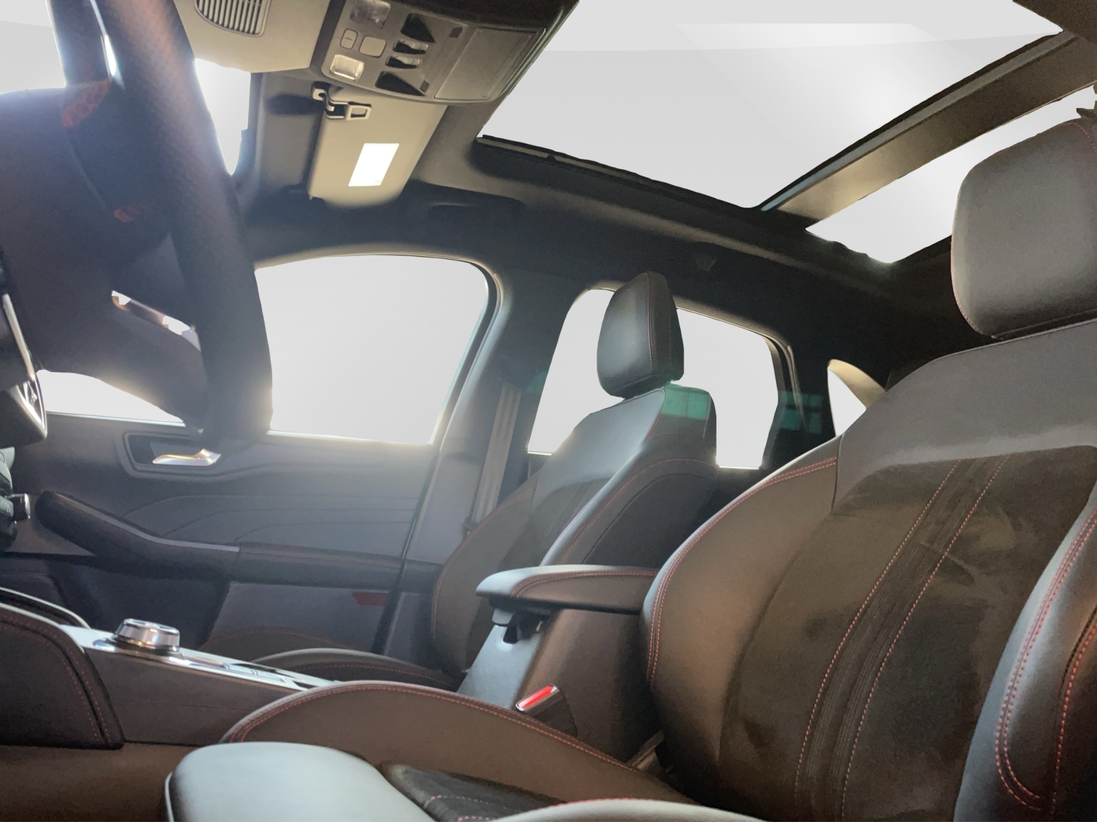 FORD Kuga 2.5 Hybrid ST-Line X 4x4-image-12