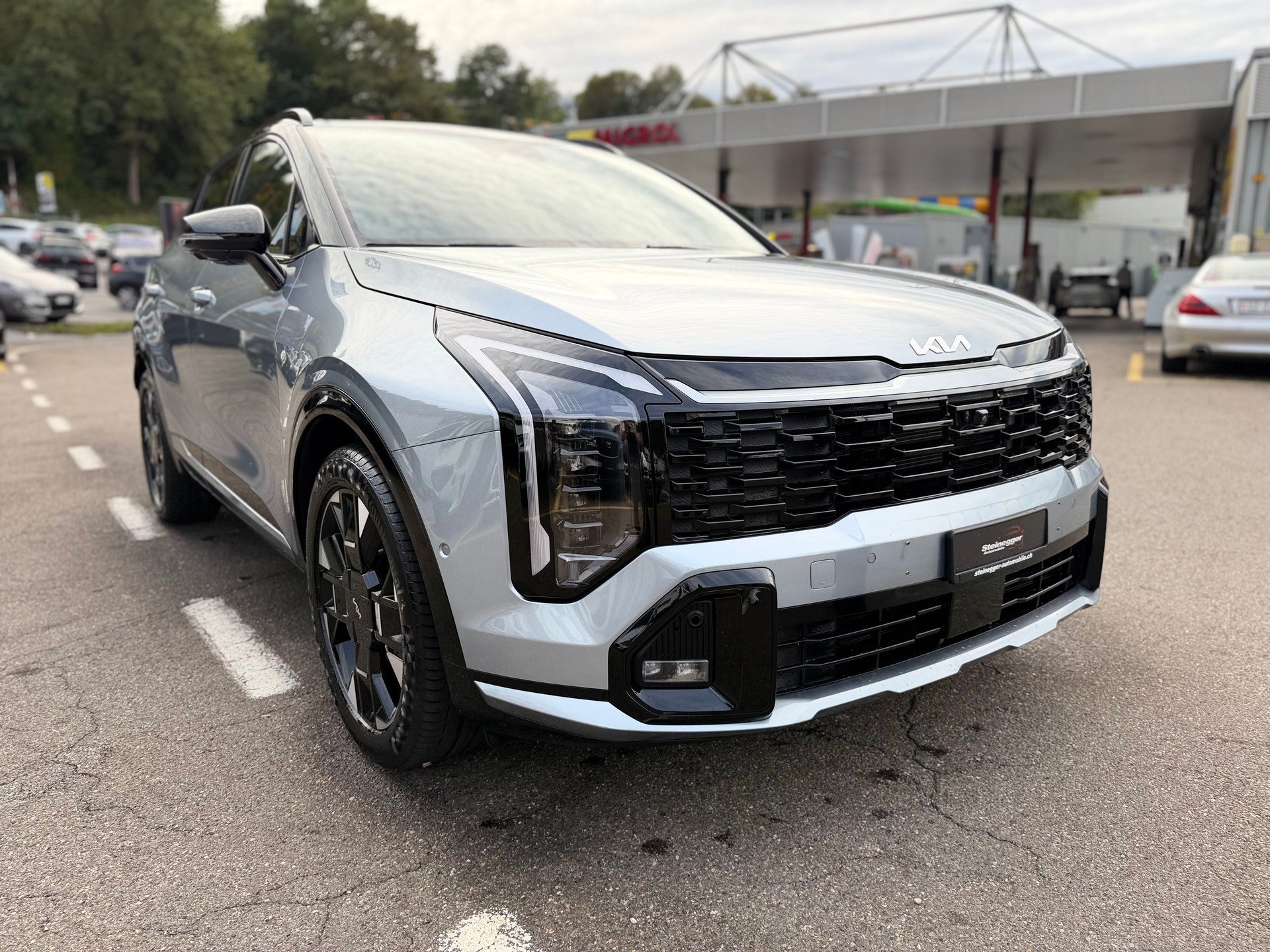 KIA Sportage 1.6T-GDi MHEV GT-Line 4x4 7DCT ° Vollausstattung °-showroom-element-1