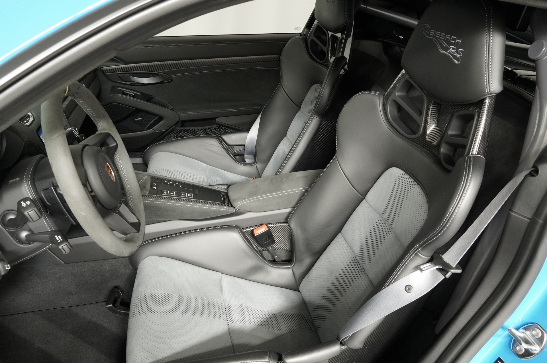 PORSCHE 718 Cayman GT4 RS PDK-image-11