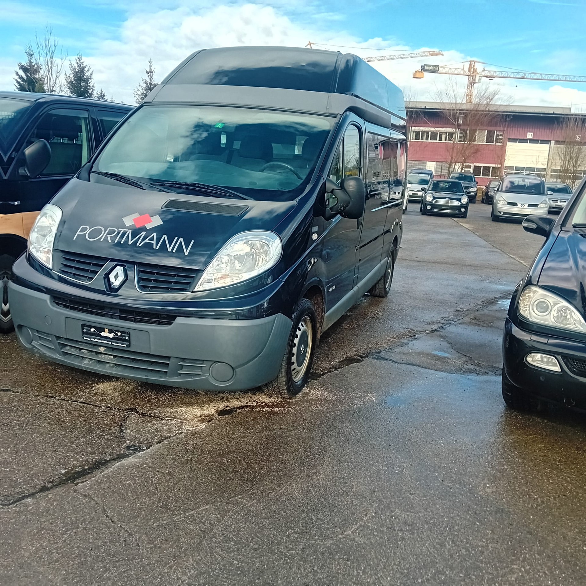 RENAULT TRAFIC-image-3