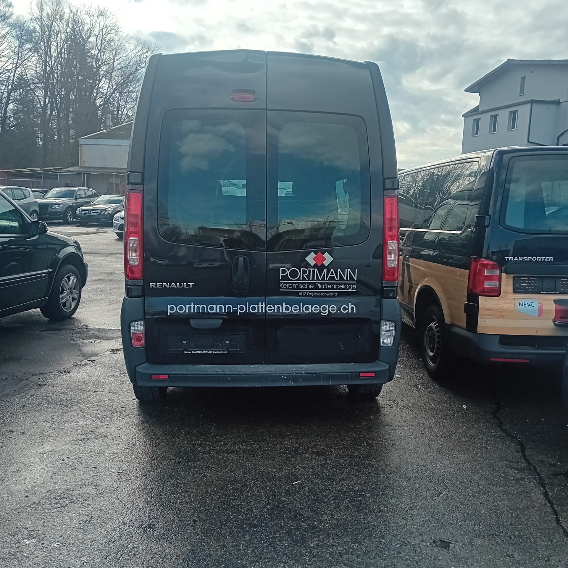RENAULT TRAFIC-image-5