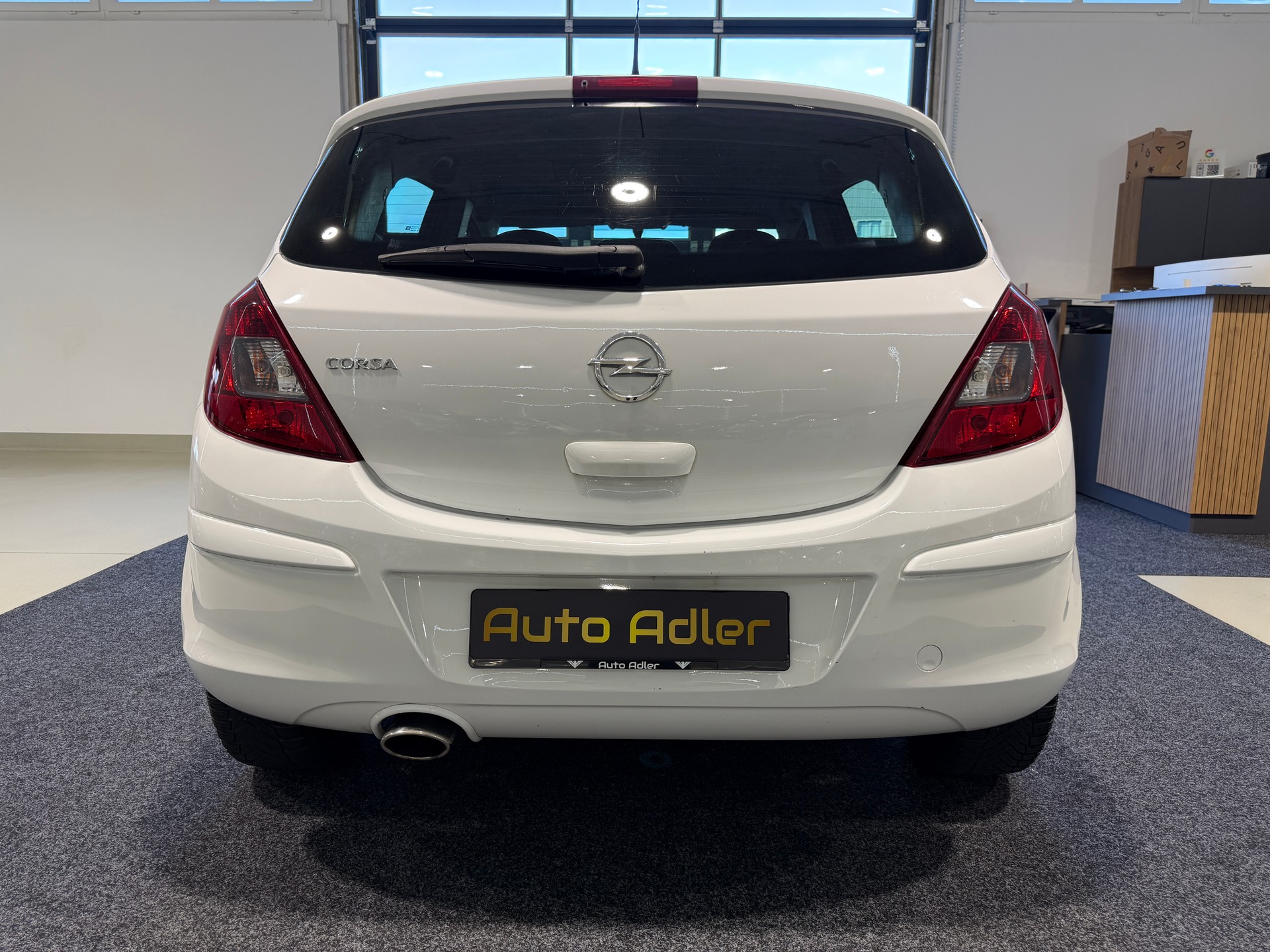 OPEL Corsa 1.4 TP Color Edition-image-8