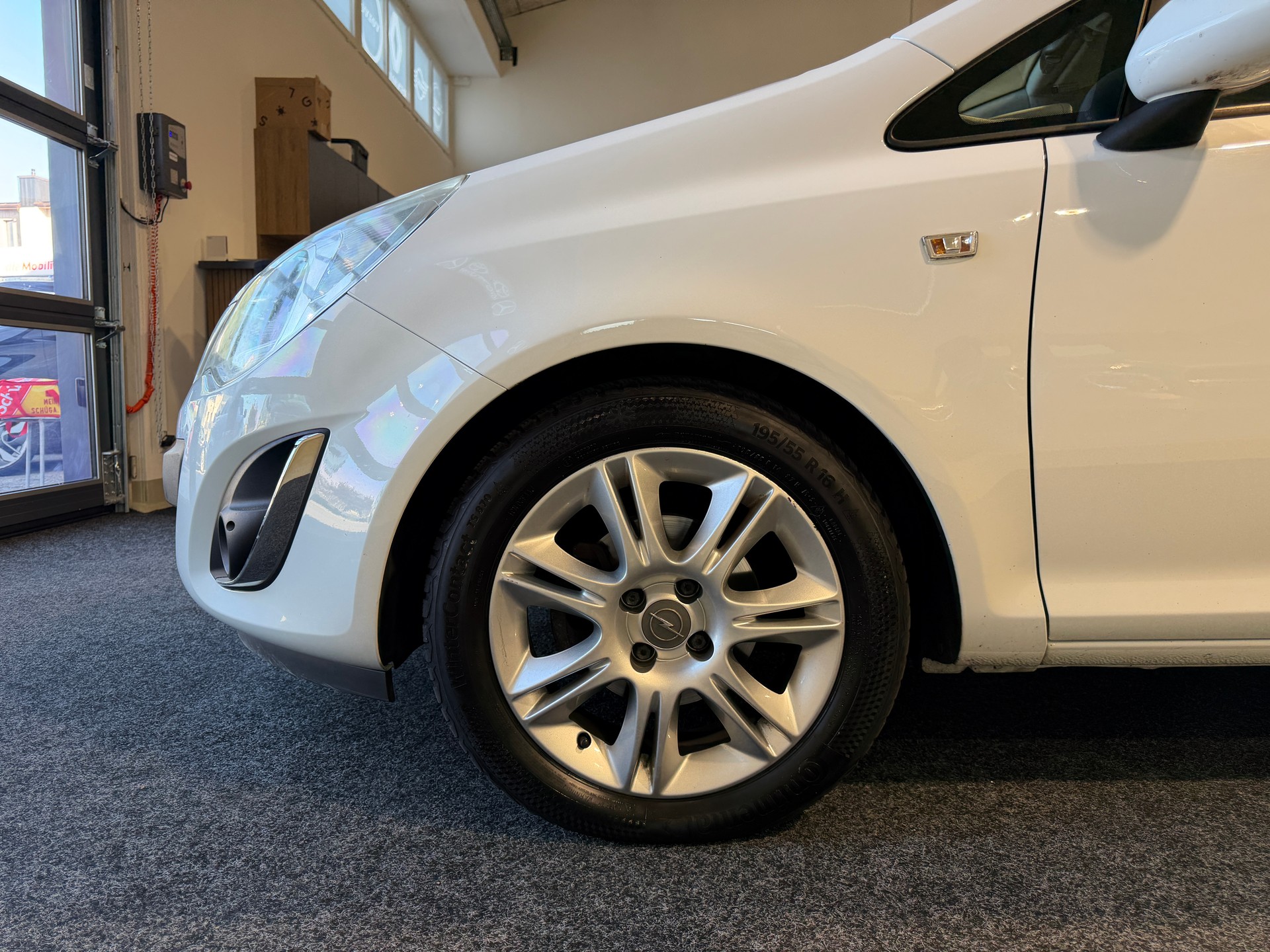 OPEL Corsa 1.4 TP Color Edition-image-5