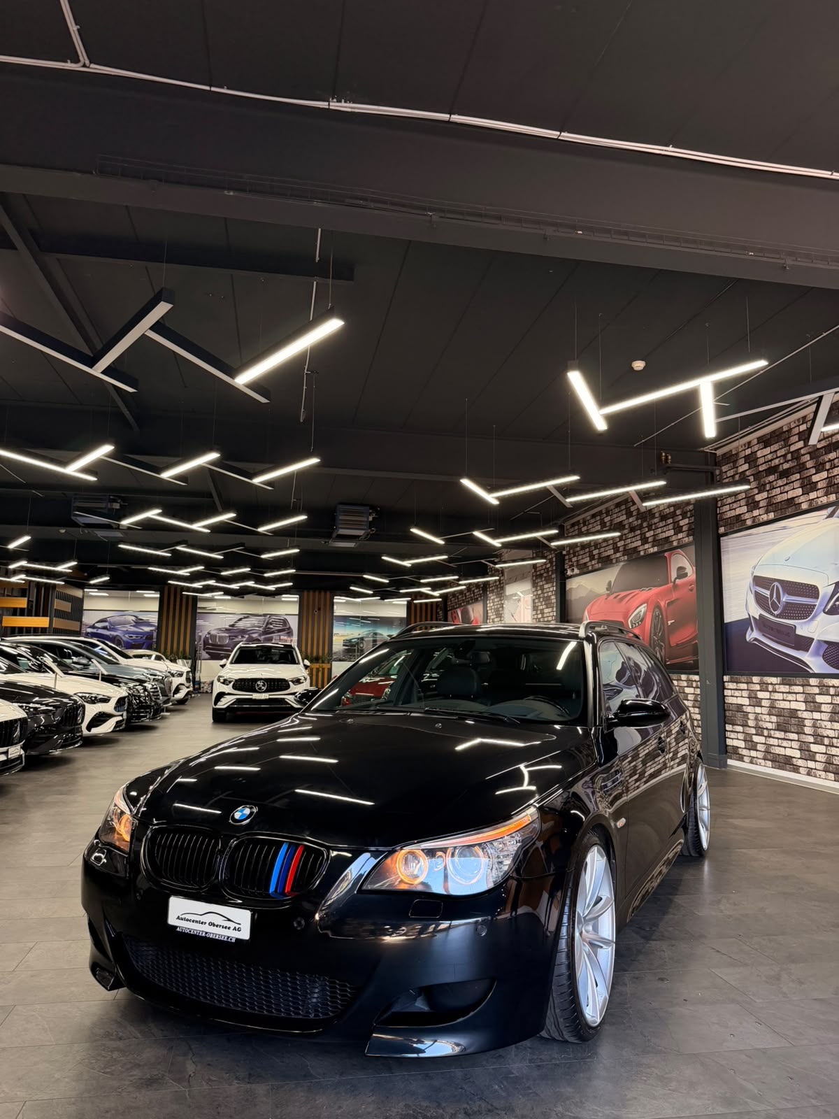 BMW M5 Touring-image-9