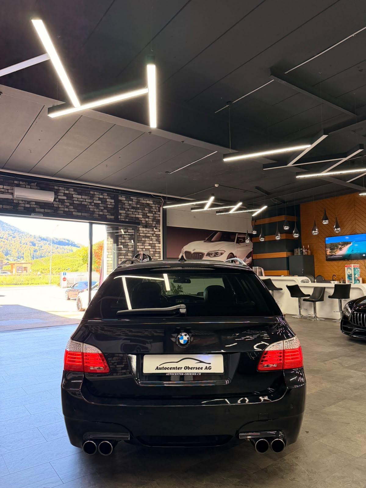 BMW M5 Touring-image-14