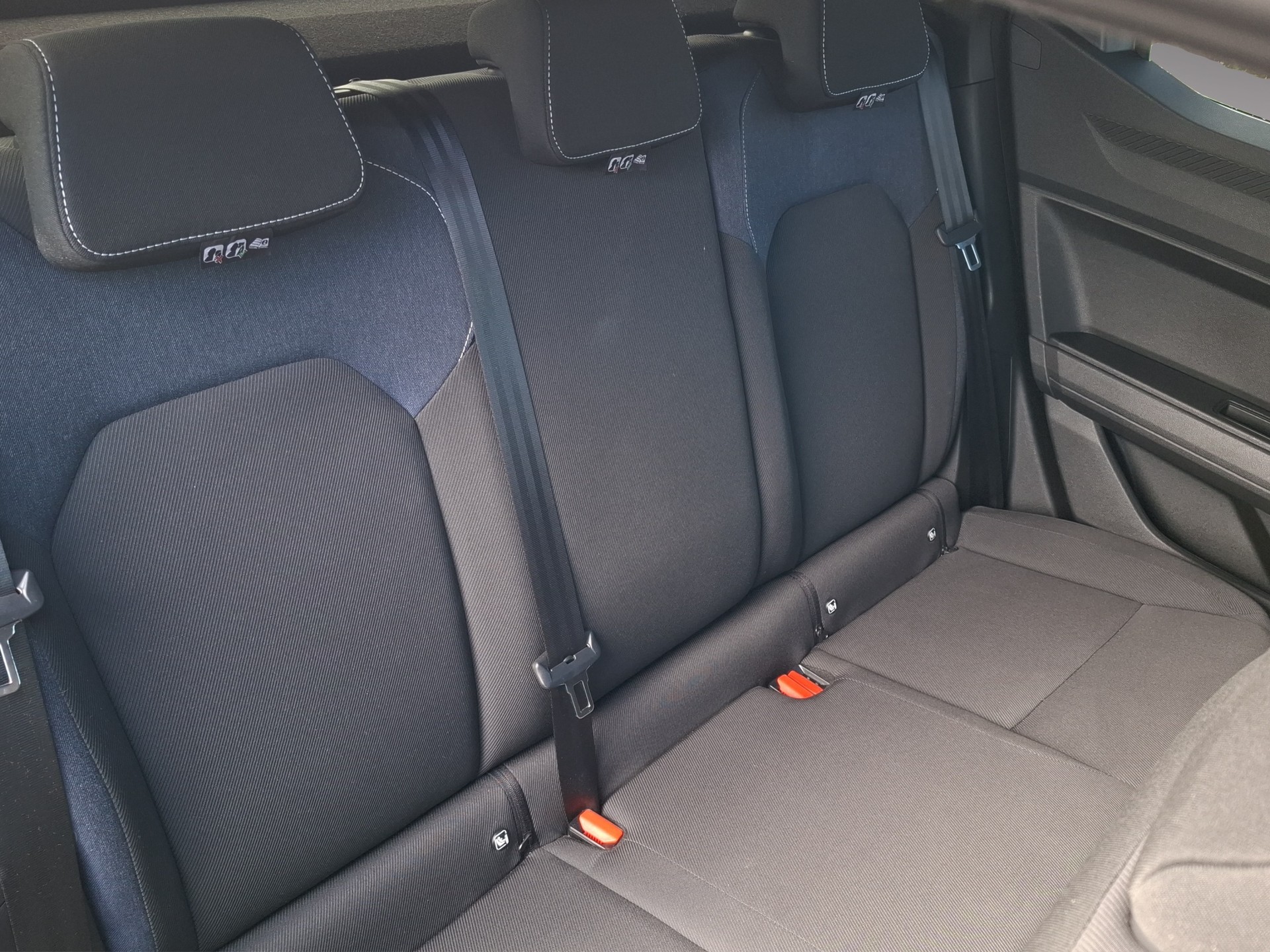 DACIA Duster HEV 140 Journey-image-5
