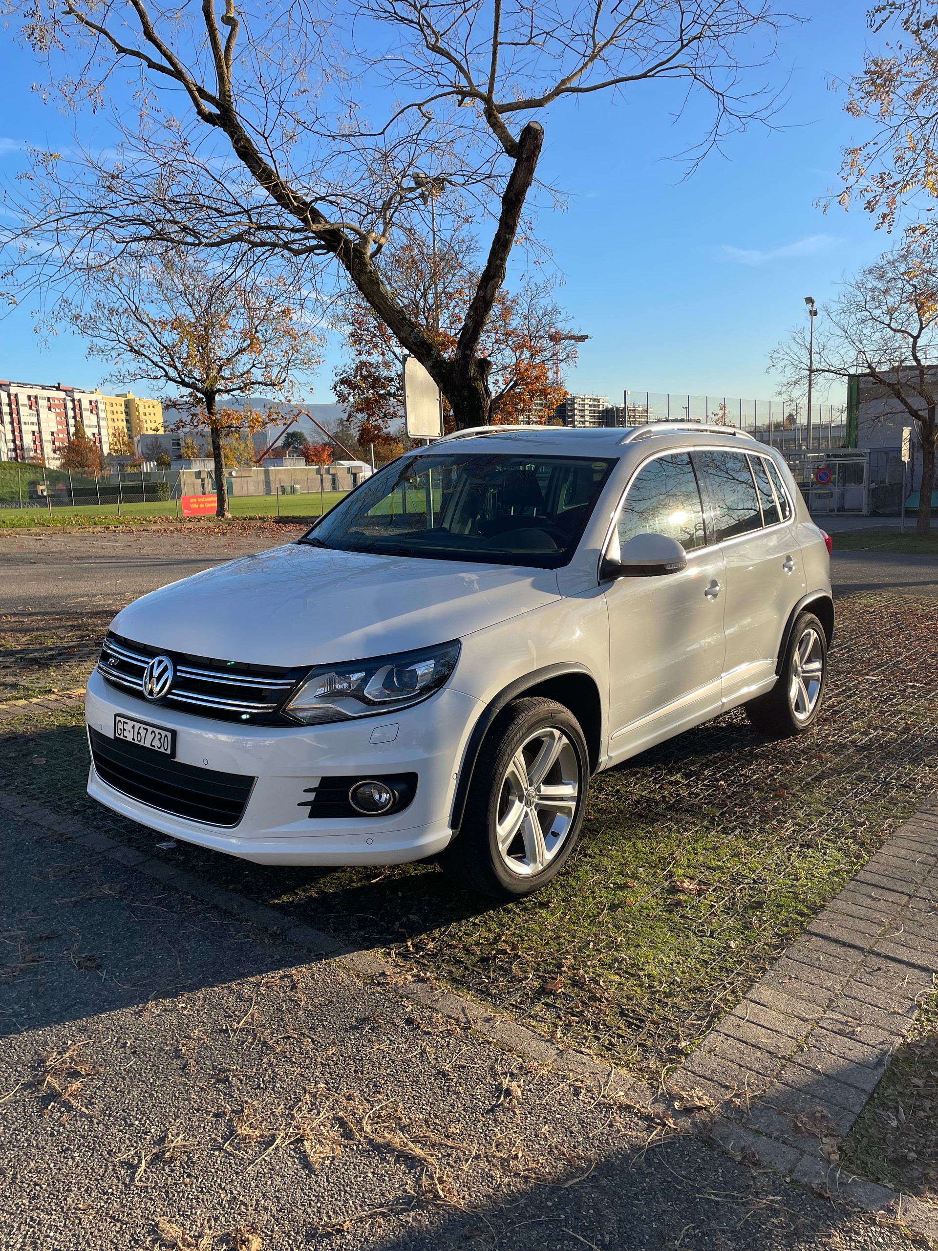 VW 2.0 TDI BMT Cup R-Line-image-1
