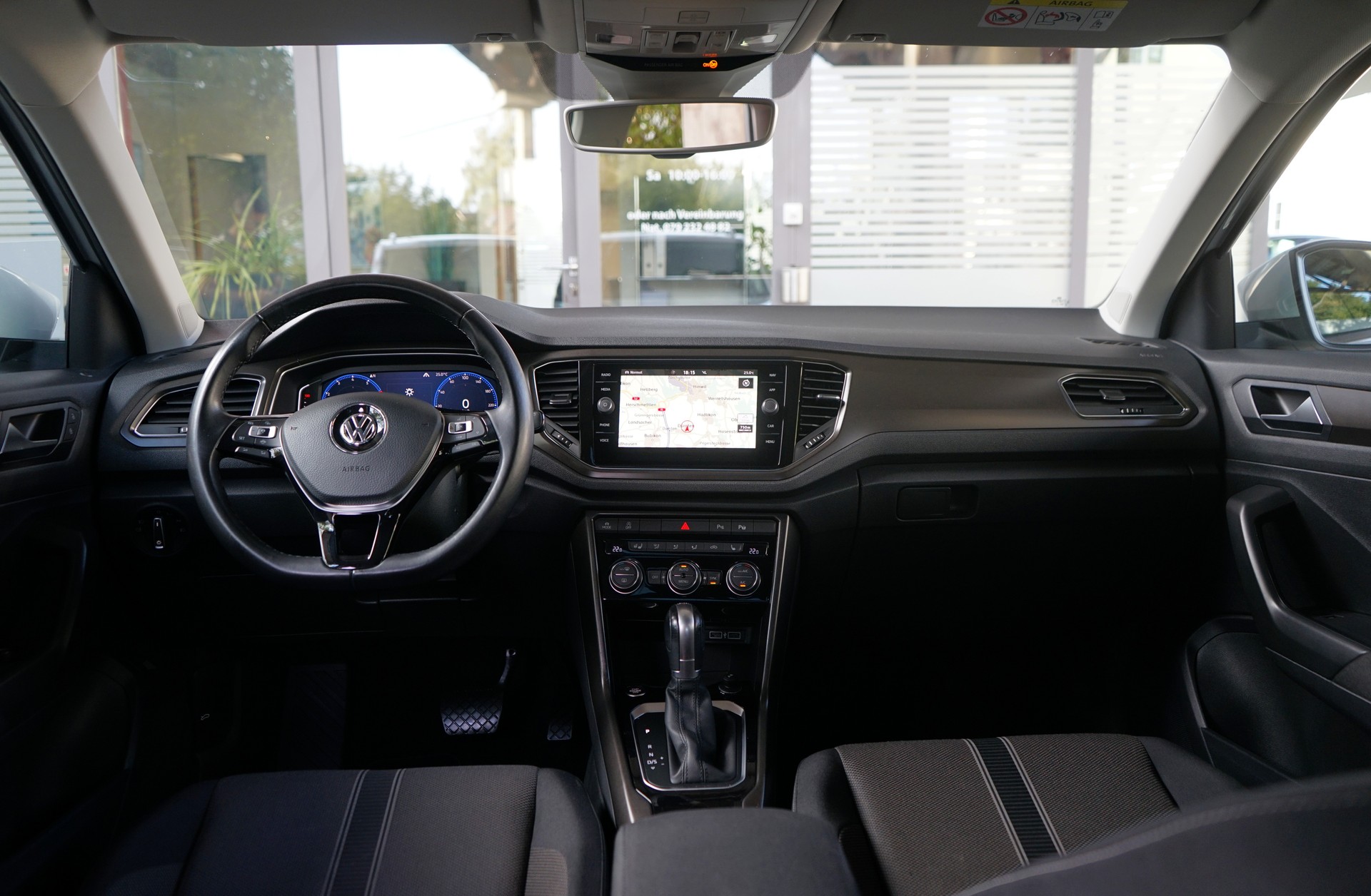VW T-Roc 1.5 TSI EVO Advance DSG-image-3