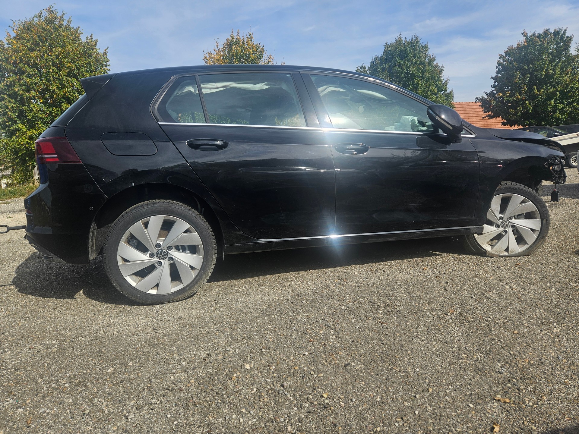 VW Golf 1.5 e TSI mHEV Style DSG beschädig endommagé-image-0