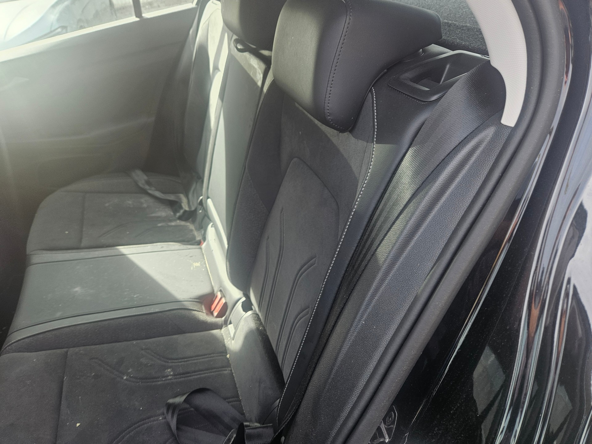 VW Golf 1.5 e TSI mHEV Style DSG beschädig endommagé-image-7