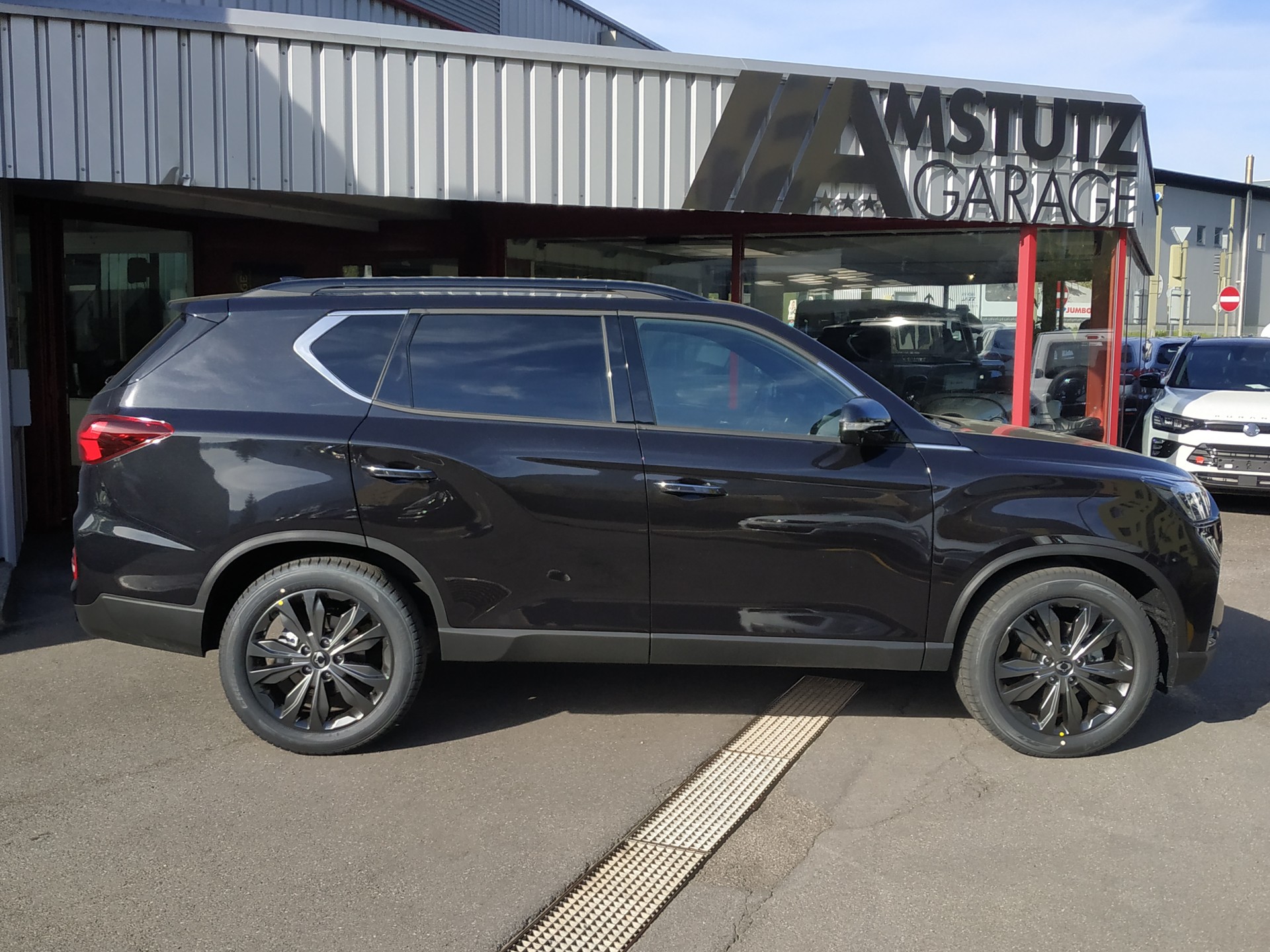 KGM-SsangYong Rexton 2.2 CRDi Blackline 4WD AT-image-5