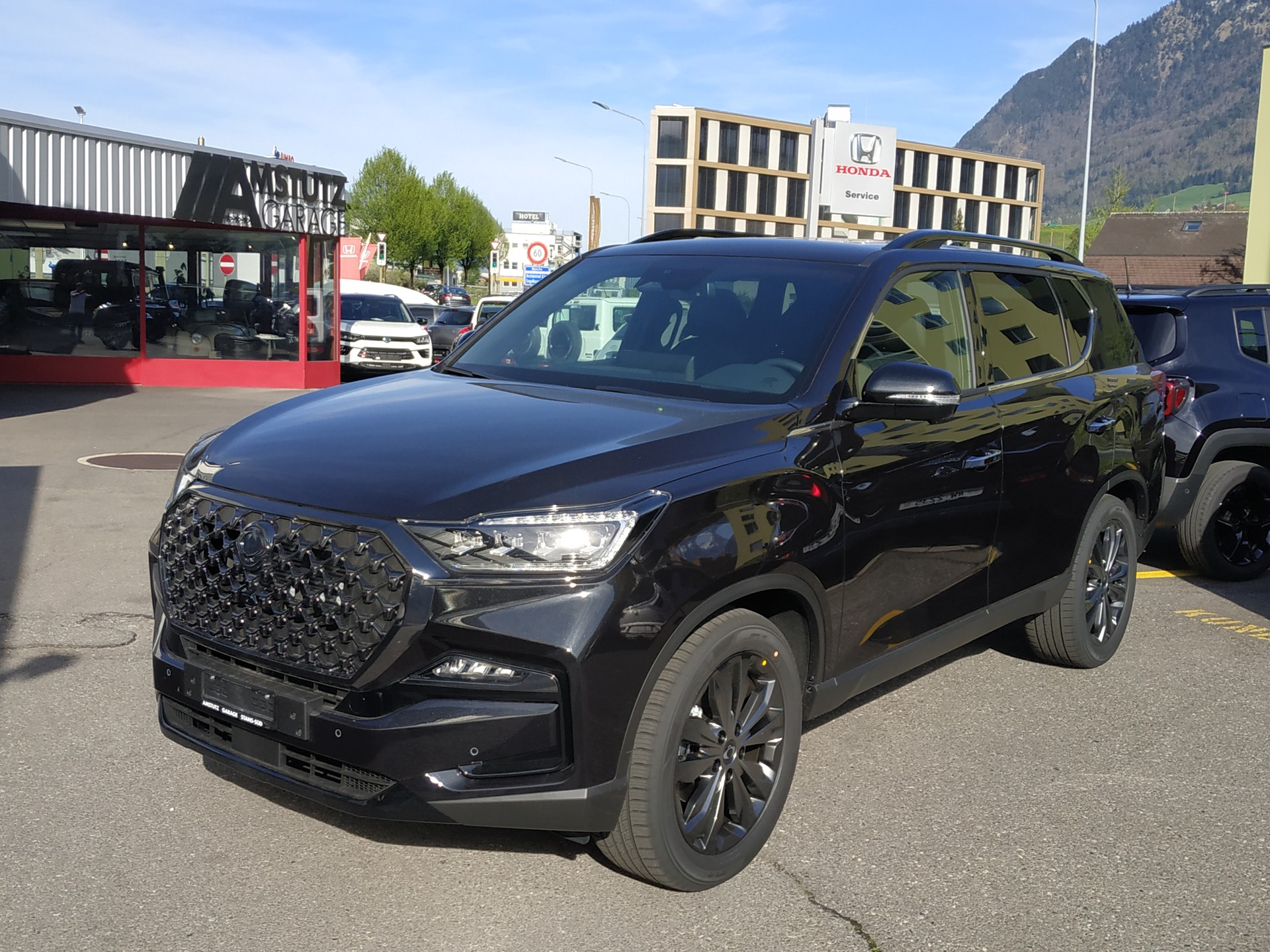 KGM-SsangYong Rexton 2.2 CRDi Blackline 4WD AT-image-2