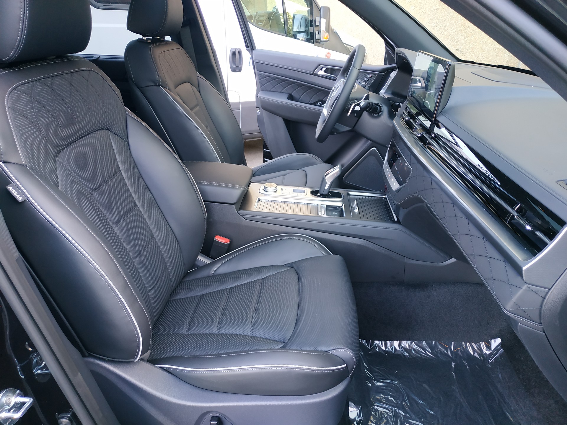 KGM-SsangYong Rexton 2.2 CRDi Blackline 4WD AT-image-13