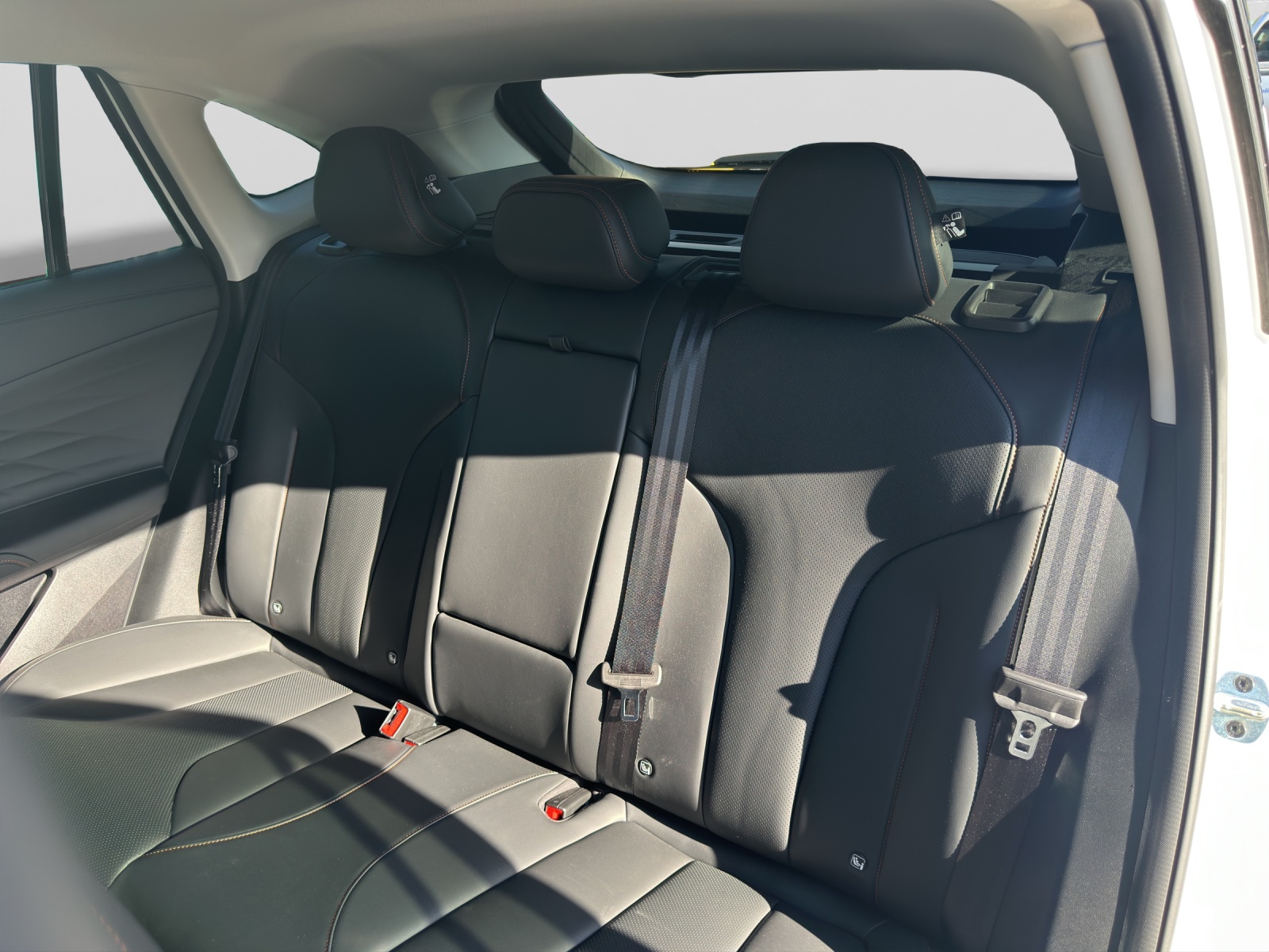 MG HS 1.5T Hybrid-image-9