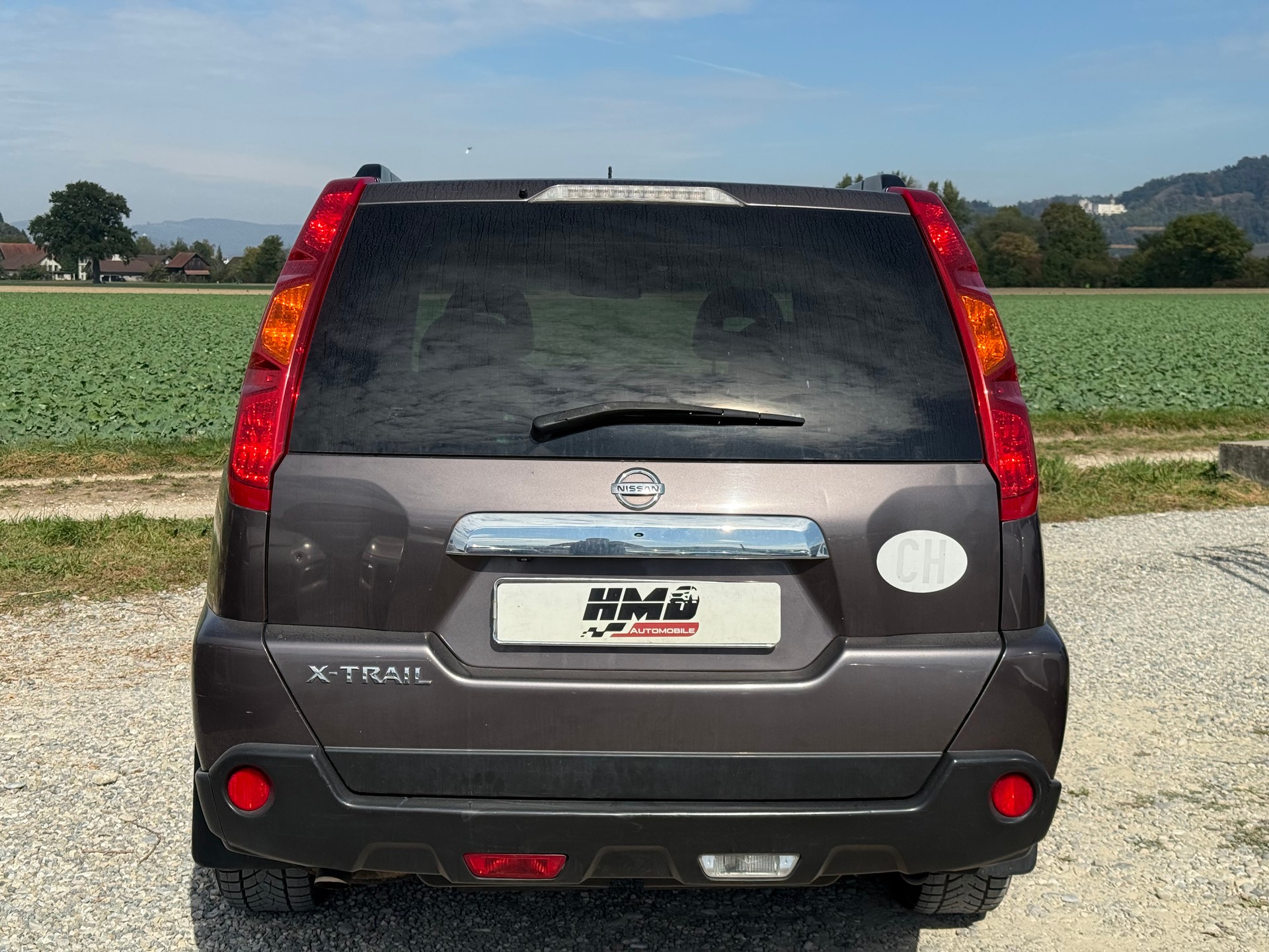 NISSAN X-Trail 2.0 dCi 16V SE Automatic-image-5