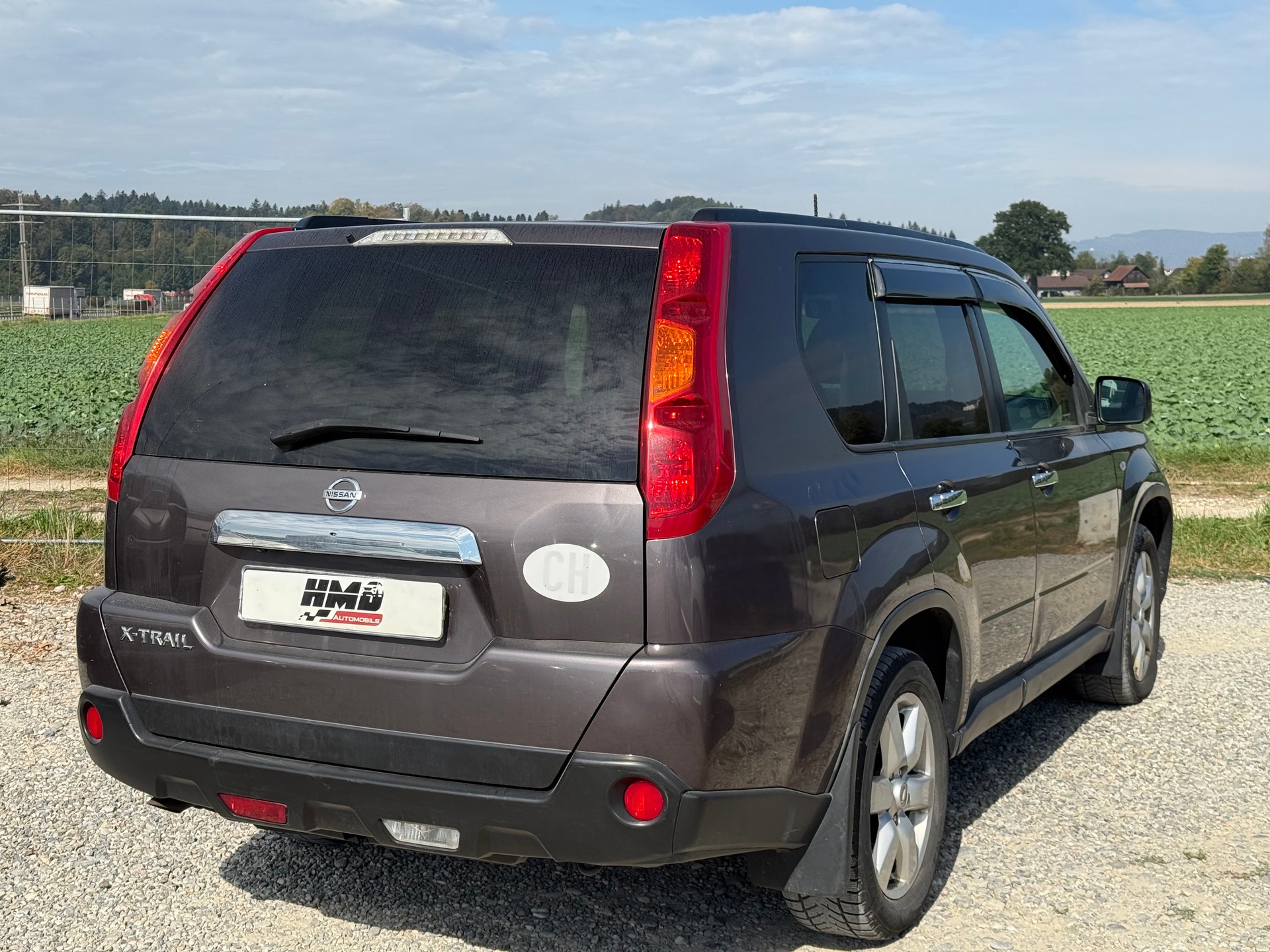 NISSAN X-Trail 2.0 dCi 16V SE Automatic-image-6