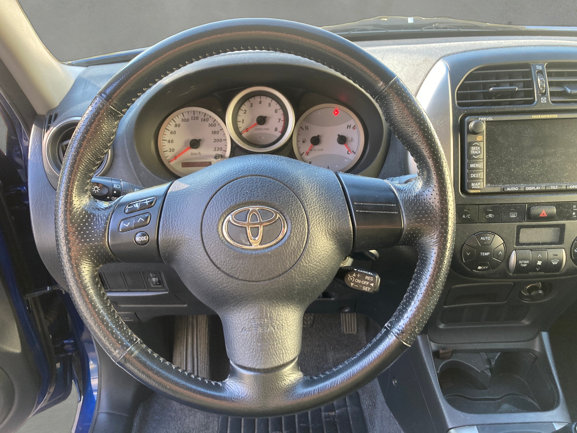 TOYOTA RAV-4 2.0 16V Linea Sol-image-7