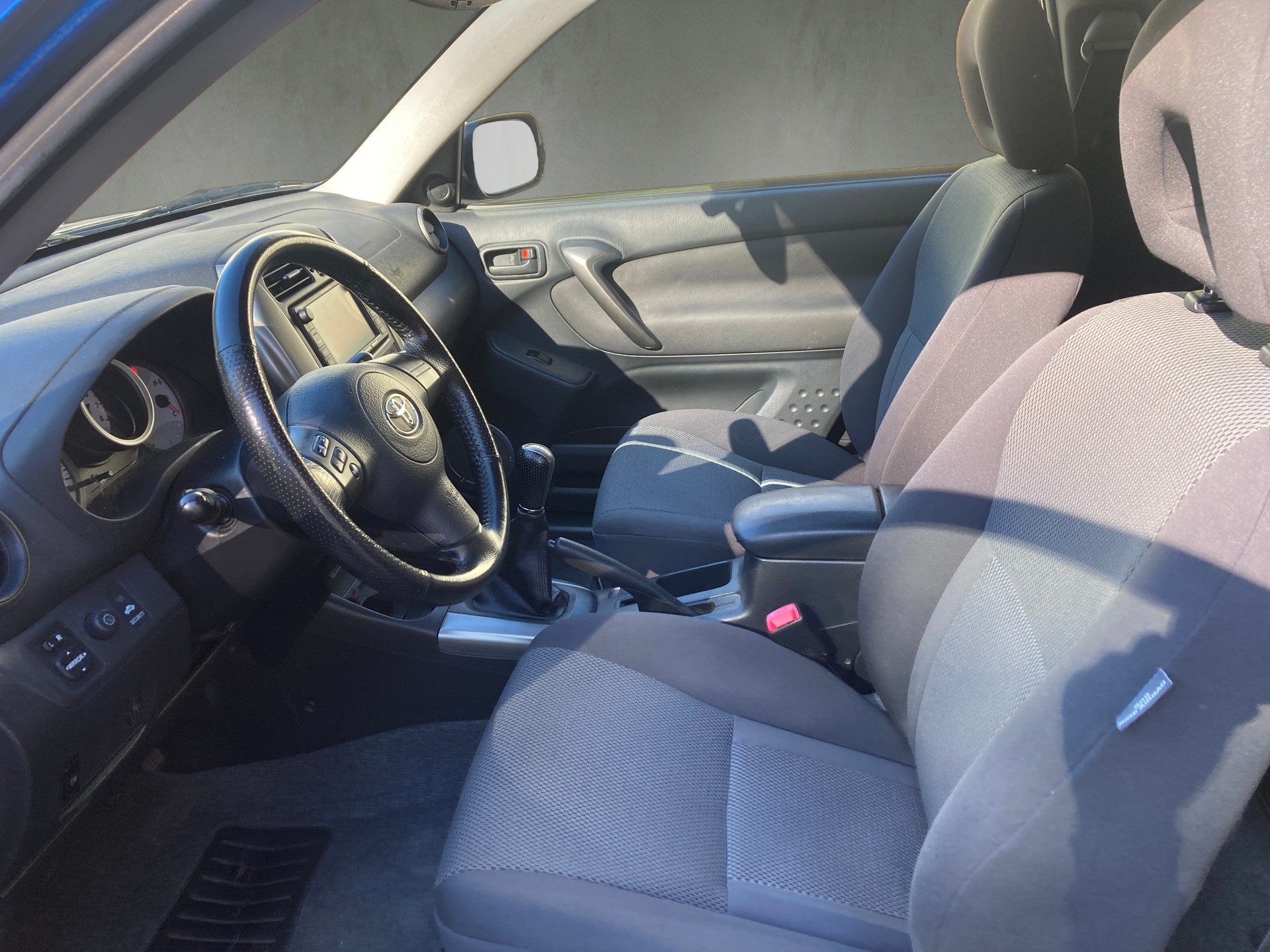TOYOTA RAV-4 2.0 16V Linea Sol-image-9