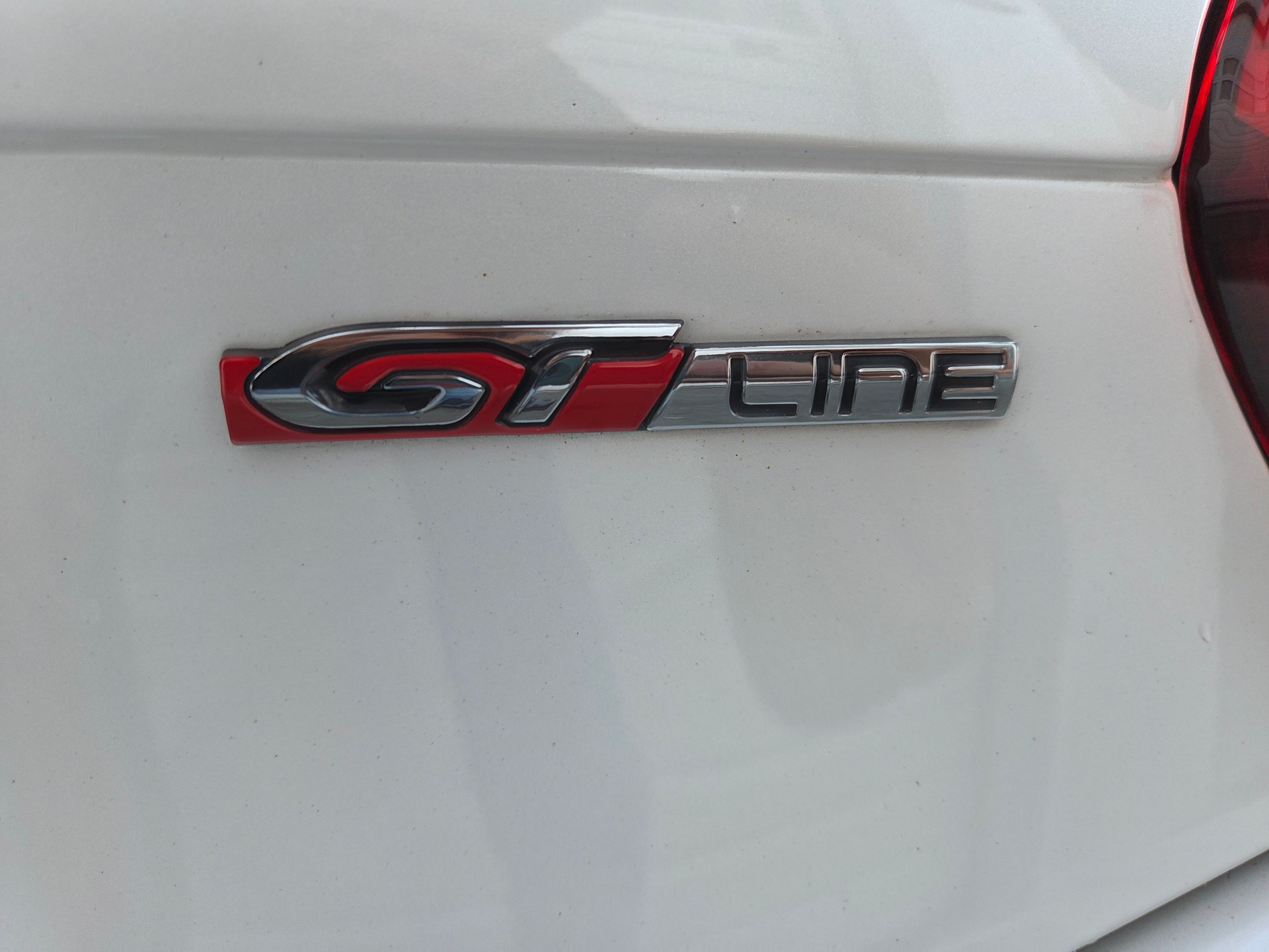 PEUGEOT 208 1.2 PureTech GT Line EAT6-image-14
