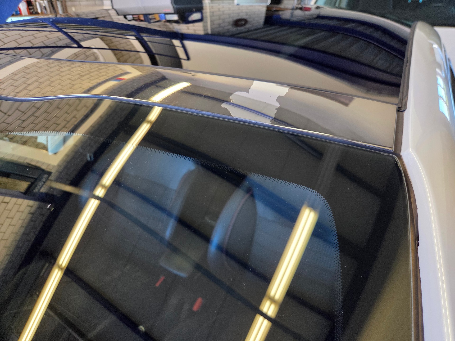PEUGEOT 208 1.2 PureTech GT Line EAT6-image-17
