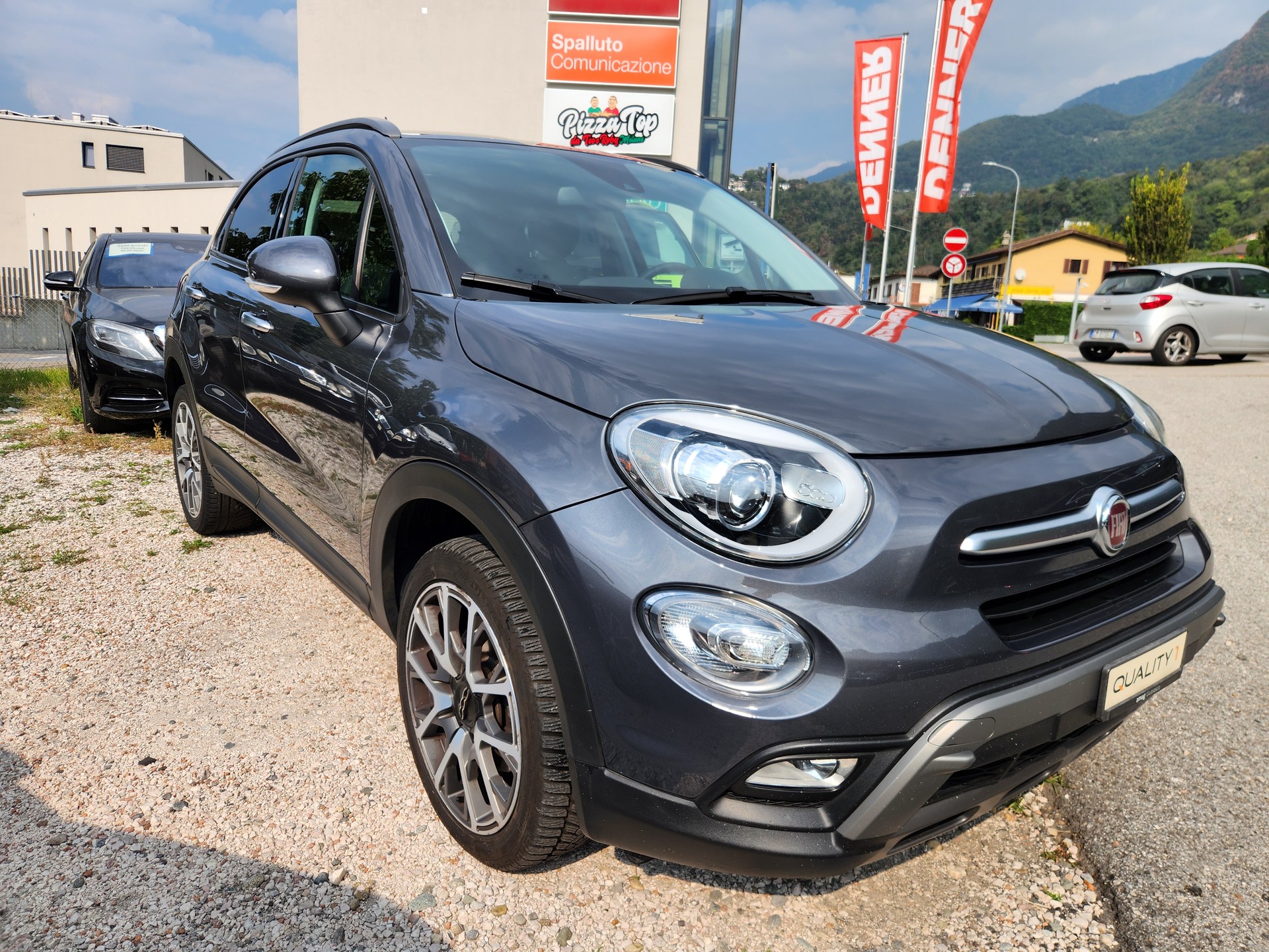 FIAT 500X 2.0 MJ Cross 4x4 Automatic-image-2